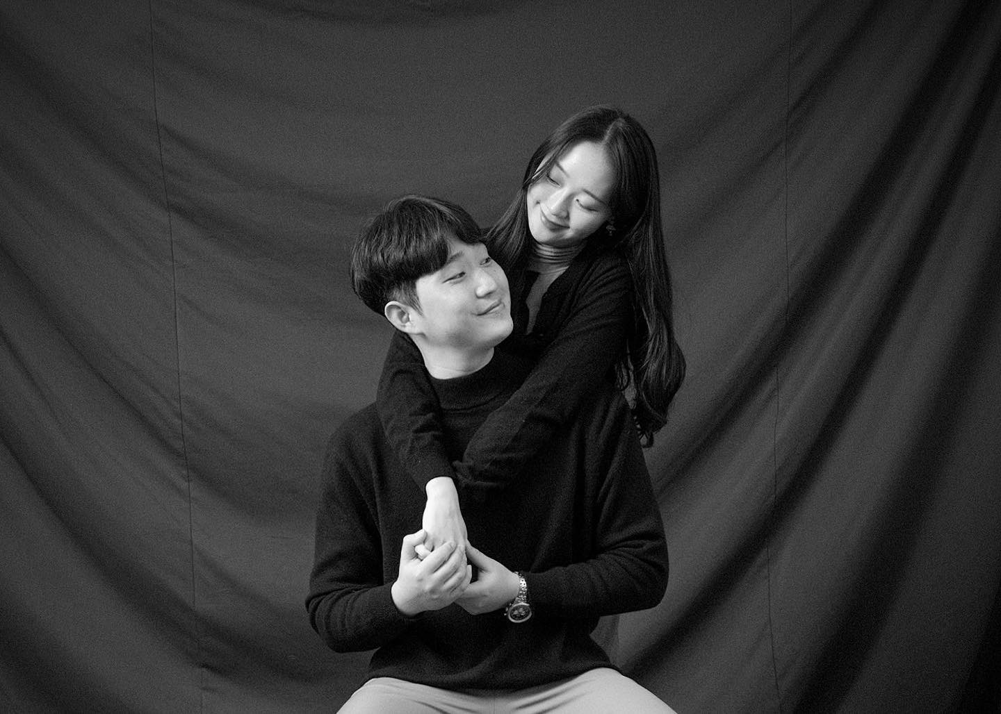 오빠랑 전주 걷다가 발견한 흑백사진관에서🤍
#230108 #전주 #여행