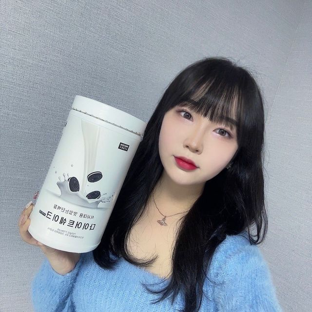 @pushed_jean on Instagram: "다이어트쉐이큰데 너무 맛있음 다이어트는 내일부터 #광고#프로틴스토리#다이어트쉐이크#단백질쉐이크#식사대용쉐이크#다이어트쉐이크추천#다이어트식사대용#식물