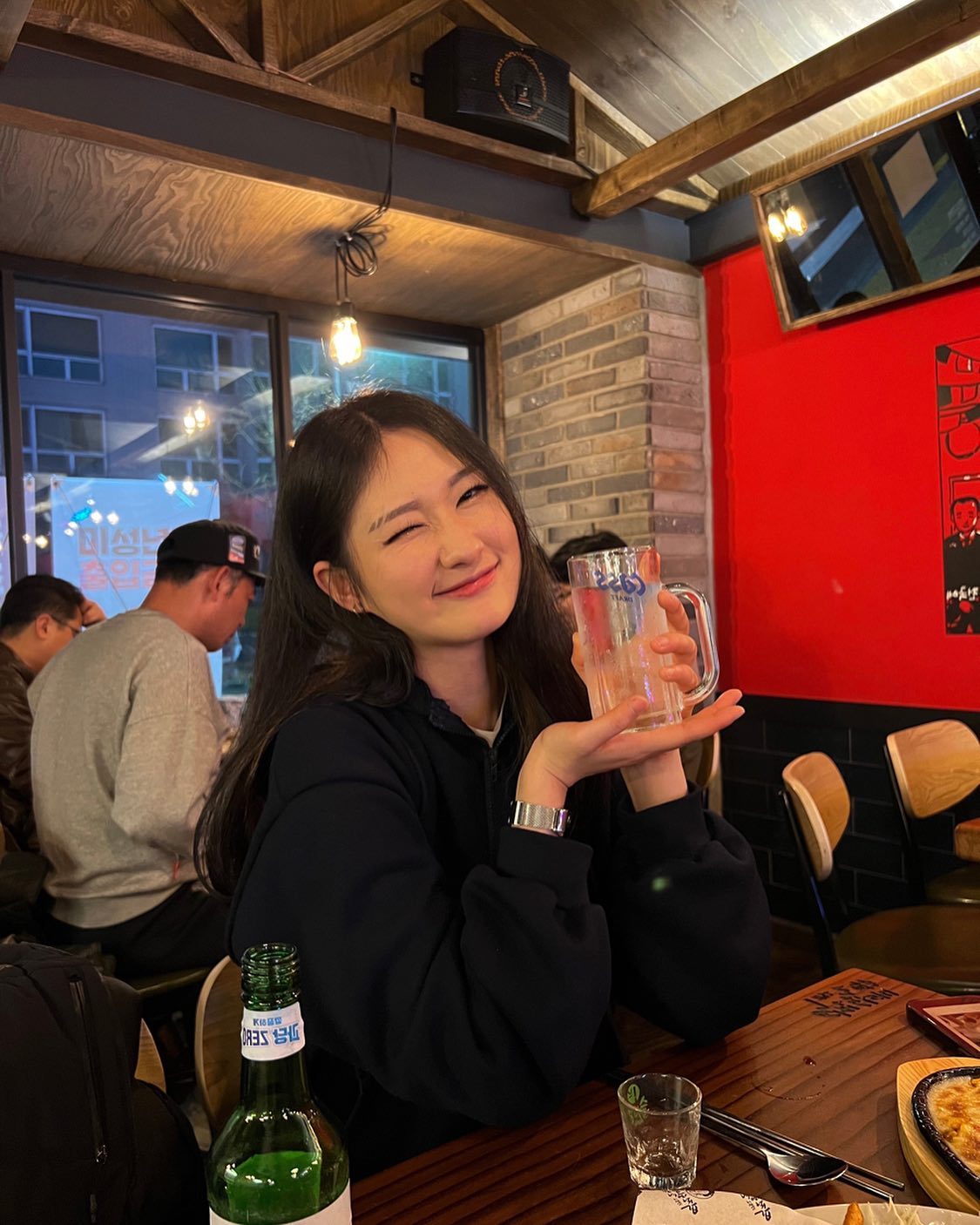 ᕦ 술이게 물이게  ᕡ