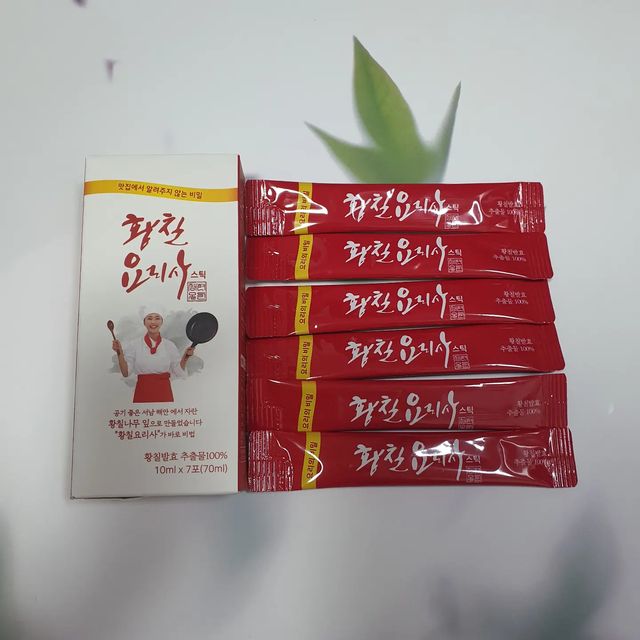 @mz_.s2 on Instagram: "#협찬

🧑🏻‍🍳No합성첨가물로 순수하고! 올바르고! 건강하게!
🧑🏻‍🍳나무계의 인삼이라 하여 인삼나무라는 별칭을 가진 황칠나무
🧑🏻‍🍳황칠나무(인삼나무)는 항암, 함염, 항균, 당뇨개선 등 다양한 효능이 있어요
🧑🏻‍🍳황칠코리아는 20년 이상된 황칠나무(인삼나무)만 사용해요

🧑🏻‍🍳육류 조리 시 
황칠요리사를 이용하면 육고기의 특유의 잡내를 완화시키고, 육질을 부드럽고 담백하게 -
🧑🏻‍🍳생선류 조리 시
비린내를 완화시켜 아이들 입맛까지 해결
🧑🏻‍🍳다양하게
국, 찌개, 볶음,조림요리시 사용하면 감칠맛 폭팔

🧑🏻‍🍳@hwangchil_korea

#인삼나무#황칠나무#황칠코리아#잡내 없애는 법#돼지고기 잡내없애는법#닭고기 잡내제거#삼겹살 잡내없애는법#돼지갈비잡내#돼지갈비 잡내잡는법#소머리수육잡내제거#요리할때 잡내제거#황칠요리사#잡내제거"