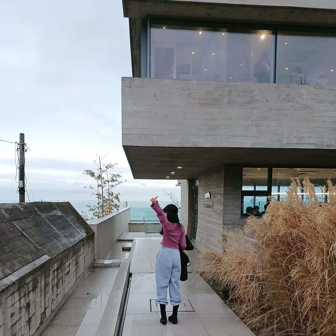 비오는날 드라이브 ♡

비바람 . . . . 쳐도
사진은 남겨똬 🙂

#기장
#메이크씨