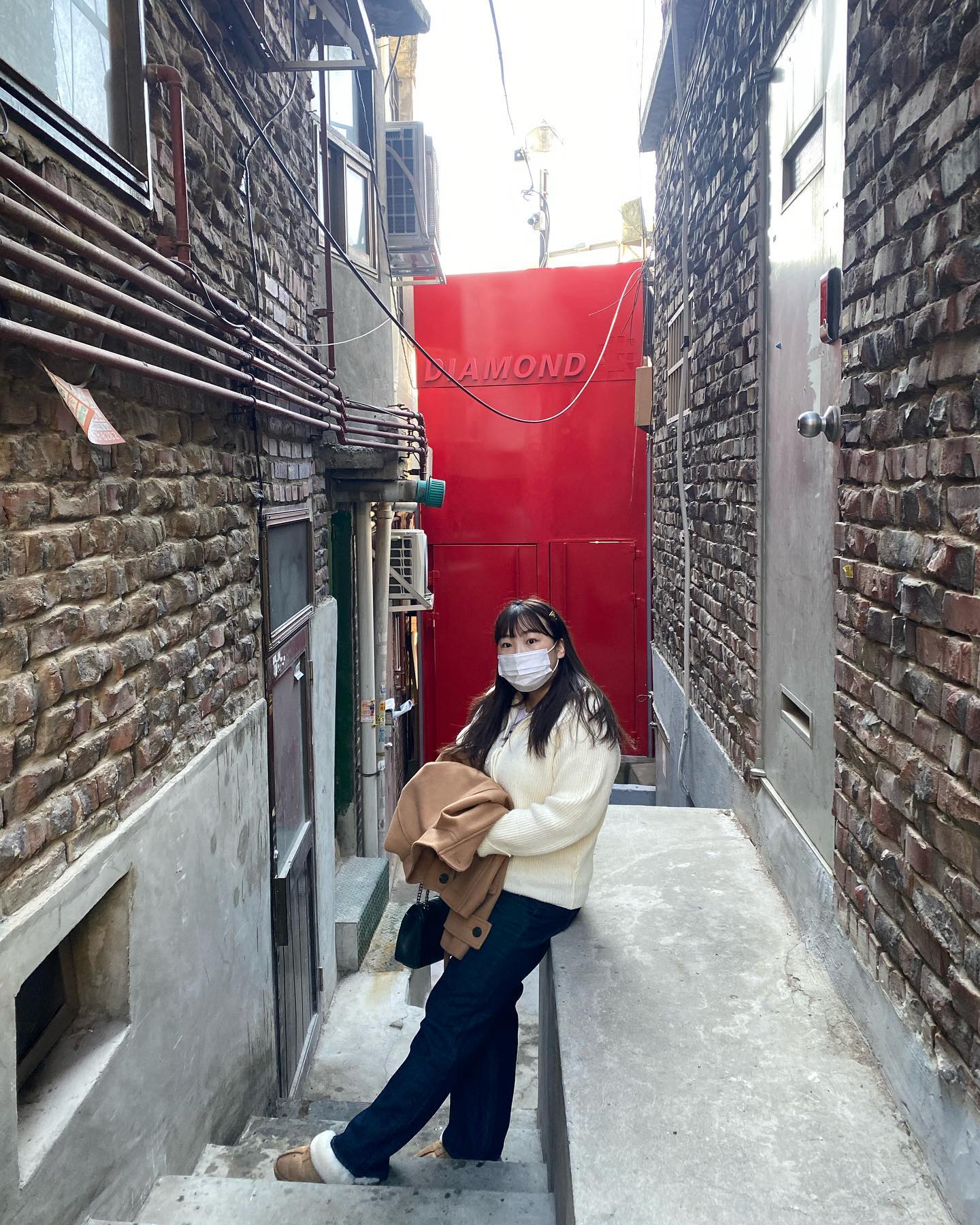 겨울이 좋은 이유는 딱 하나 ,
봄이 오기 때무네 🌷🌹