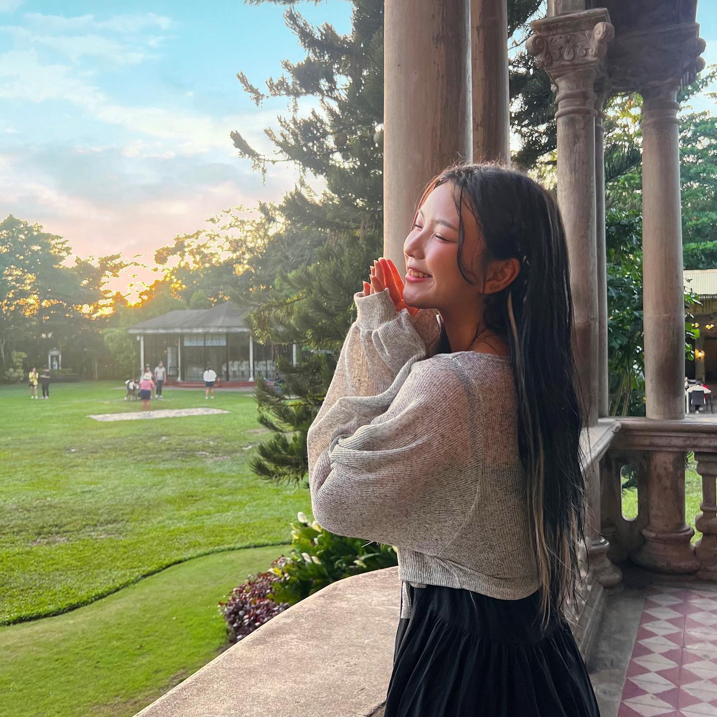 ☁️
#philippines #필리핀 #여행 #trip
.
.
.
.
.
.
.
#나시 #댓글환영 #데일리 #데일리룩 #일상 #감성 #셀스타그램 #23 #대학생 #셀피 #좋아요 #인스타 #모델 #분위기 #패션 #원피스 #스트릿패션 #follow  #fashion #likeforlikes  #daily #instagood #instalike #princess #streetphotography #streetstyle