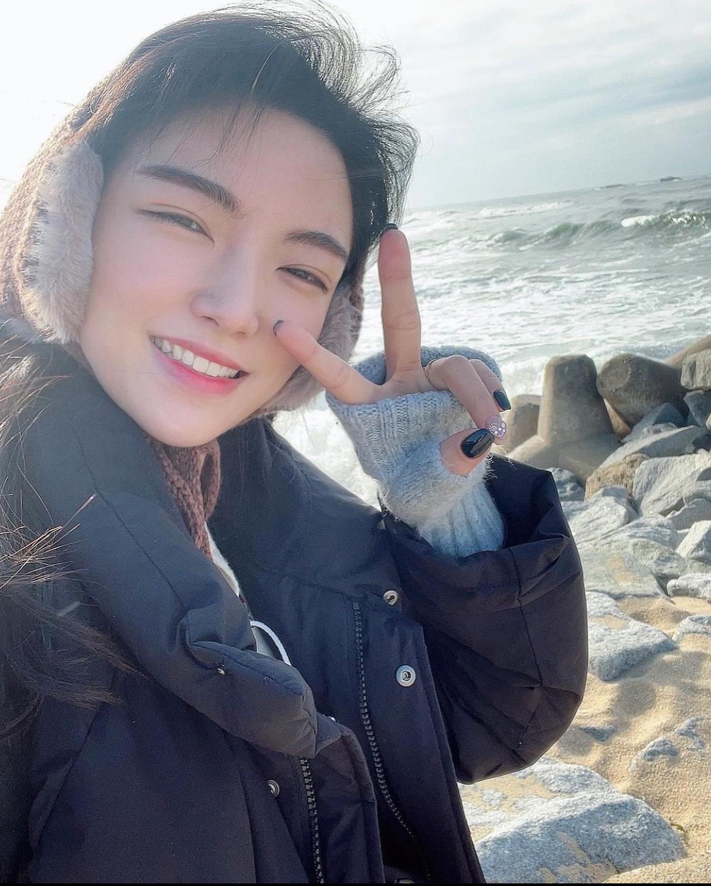 🌊

흘러가는 이 순간이 아쉬울 만큼,
여유로와 행복함 

행복하니 사랑하는 사람들이 보고싶다
#내가더잘할게