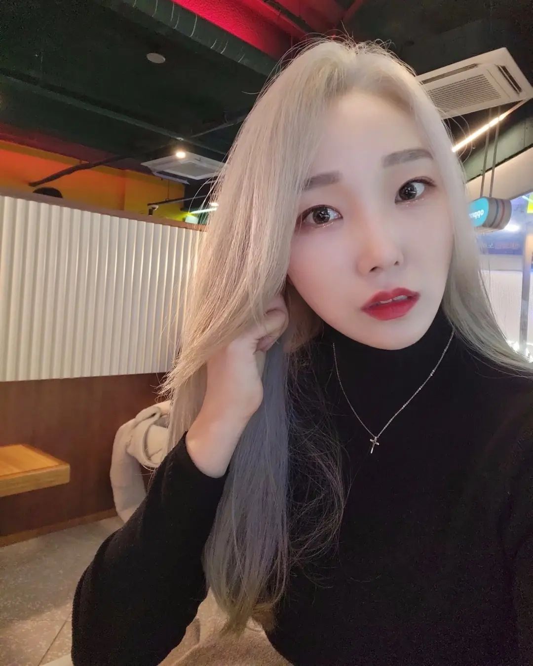탈색 총 네번😝