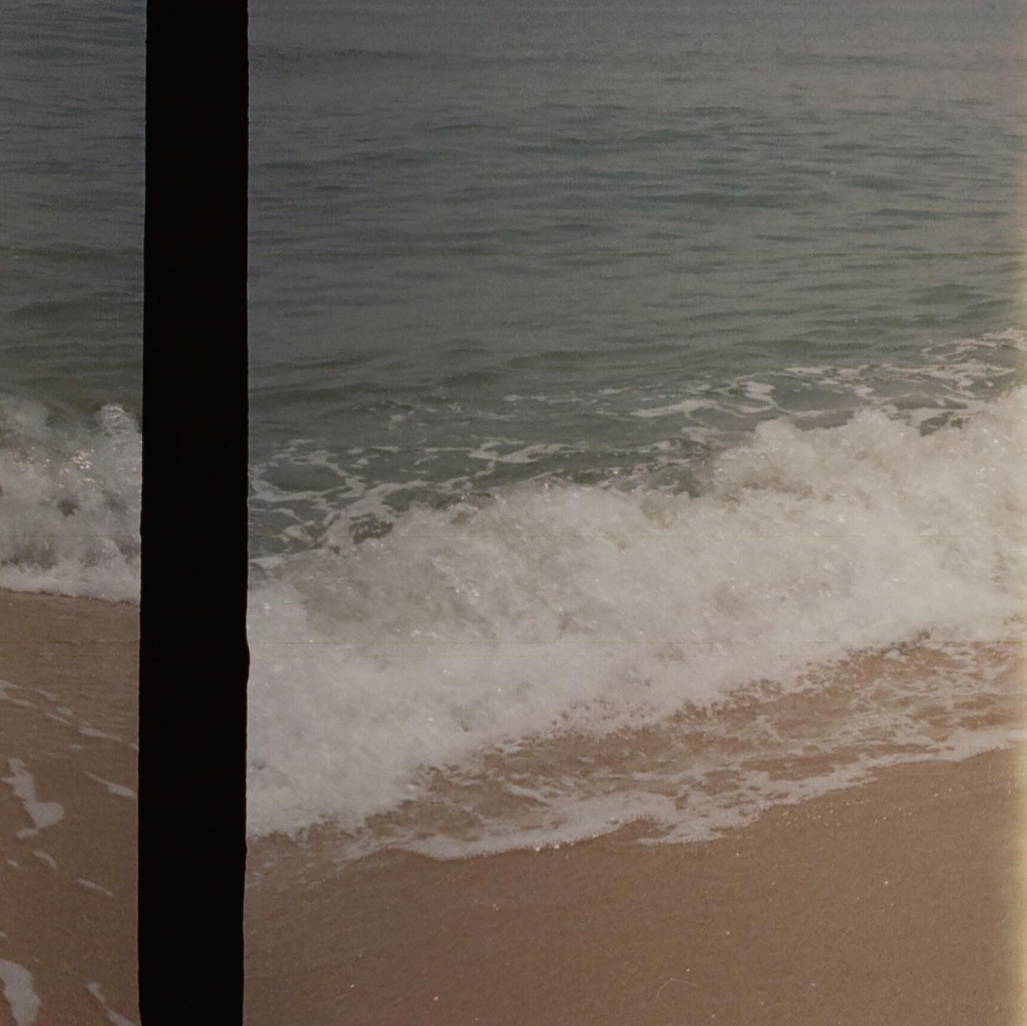 2022
📍속초
📷 Olympus trip md
넘무 오랜만에 현상이라 무슨 필름인지도 기억에 없다 chumizza, 노리츠