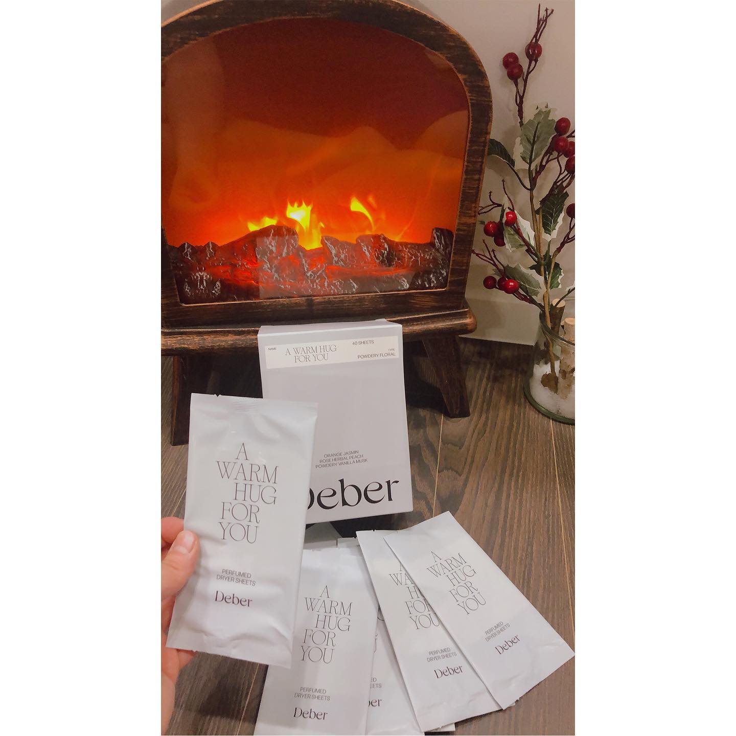 𖤐협찬

건조기시트 유목민 정착템
• 섬유유연제 효과
• 향수 뿌린듯한 오랫동안 지속되는 향기
• 정전기 방지

유해물질 없고 저자극으로 피부자극 걱정없이 안심하고 쓸수 있는건조기시트
디베르 건조기시트

건조기뿐만 아니라 요즘 같이 추운 겨울 필수템 스타일러 에어드레서에도 안심하고 사용할 수 있는 건조기 시트

옷감을 보호하는 수분 에센스 시트가 개별 포장 되어 있는 건조기 시트로 새어나가는 향 없이 오래 사용할 수 있는 디베르 건조기 시트

#deber #건조기시트 #디베르 #건조기시트추천 #향기좋은섬유유연제 #집들이선물용 #건조기섬유유연제 #의류관리기시트 #스타일러시트 #에어드레서시트 #베이비파우더향시트 #우디향시트 #화이트머스크시트 #건조기기트정착템