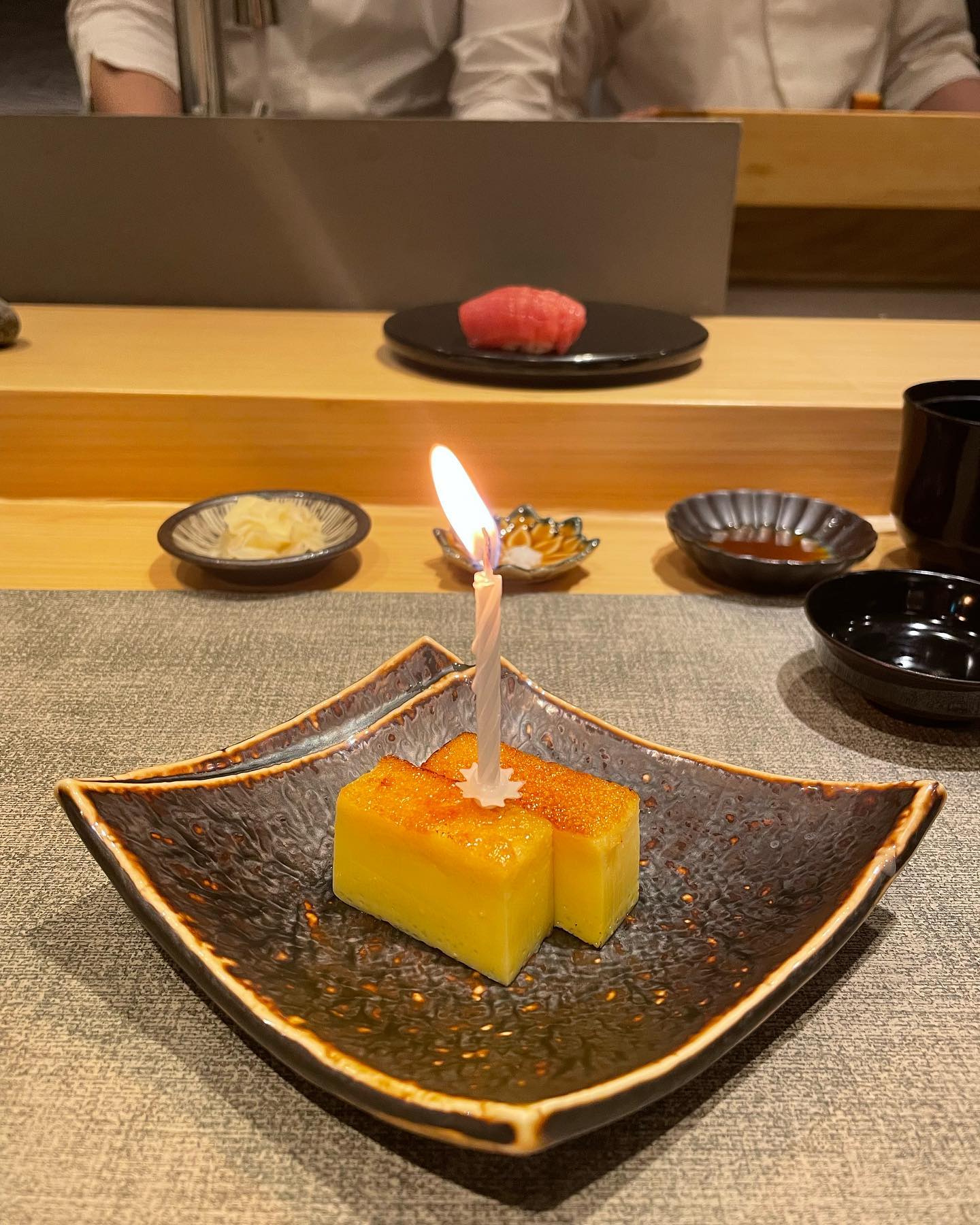 생일이라고 촛불 꽂아 주셨다 😖 매번 내 생일 고심해 주는 우리 영주 고마워