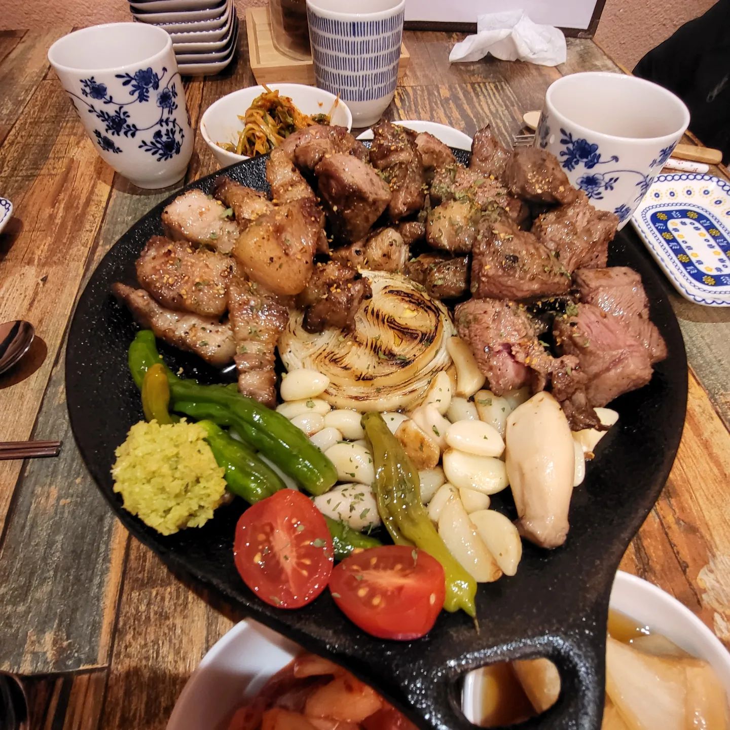 #고씨식당 #물금맛집 #물금역맛집 #황산공원맛집 #서리단길맛집

우리아들램 방학 마지막날
연휴의 끝은 고씨식당에서