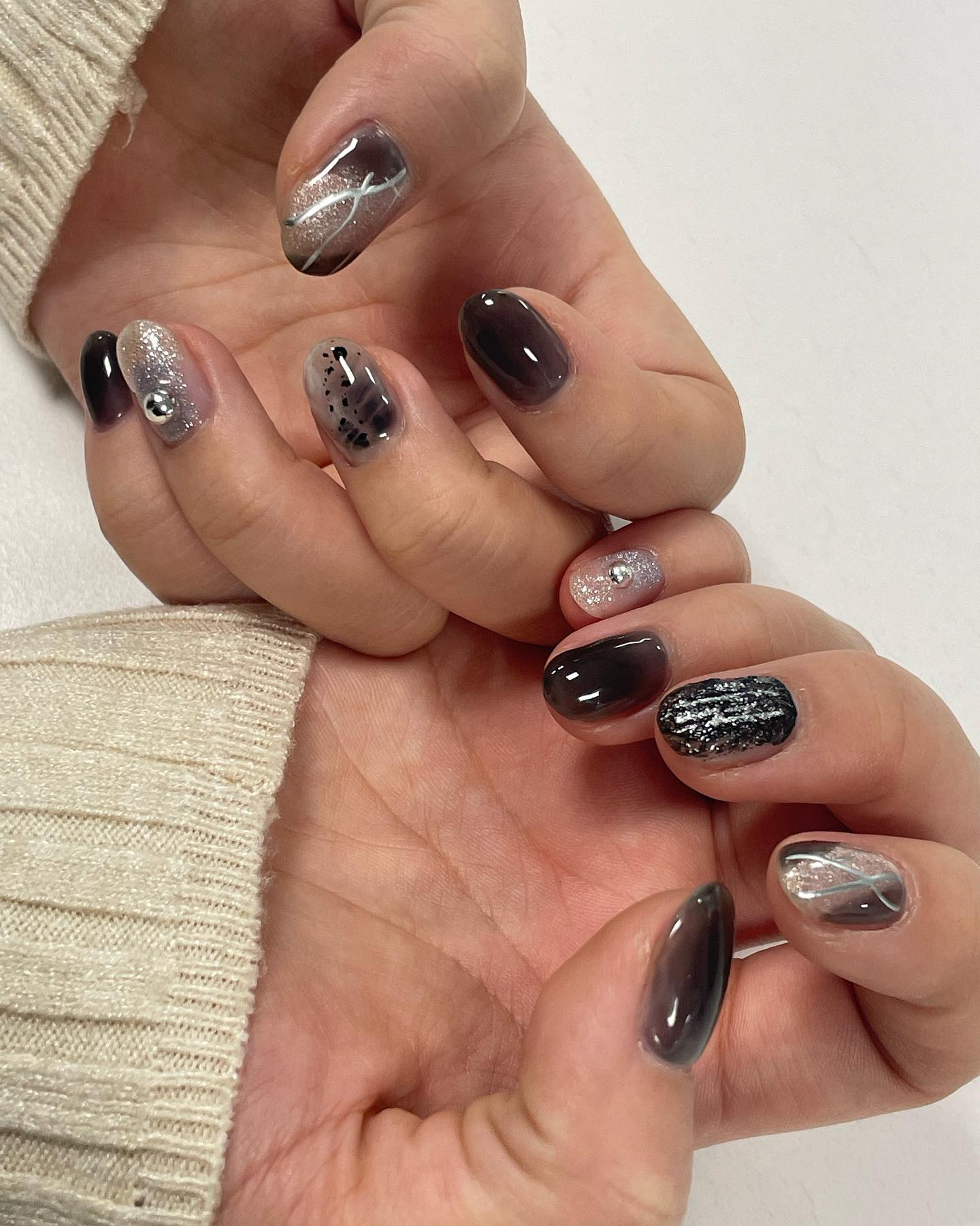 뉴 네일이용 ><

#nail #네일아트