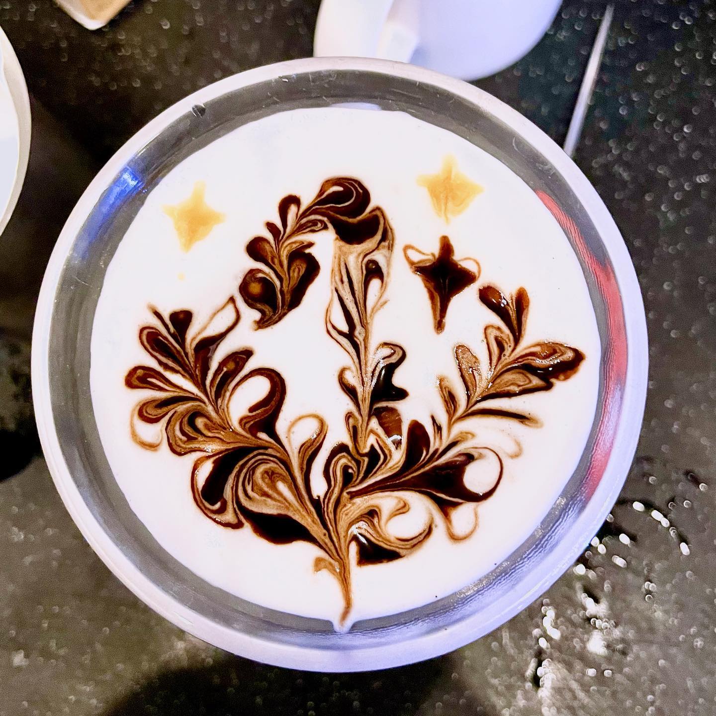 #30 #daily 
#macchiato 🦢
마끼아또로 스완연습.
.
.
.
#송탄카페 #송탄노크 #카페 #맞팔 #knock #스완 #latteart #swan #힐링 #라떼아트 #송탄맛집 #취미 #여행 #소통 #캬라멜마끼아또 #barista