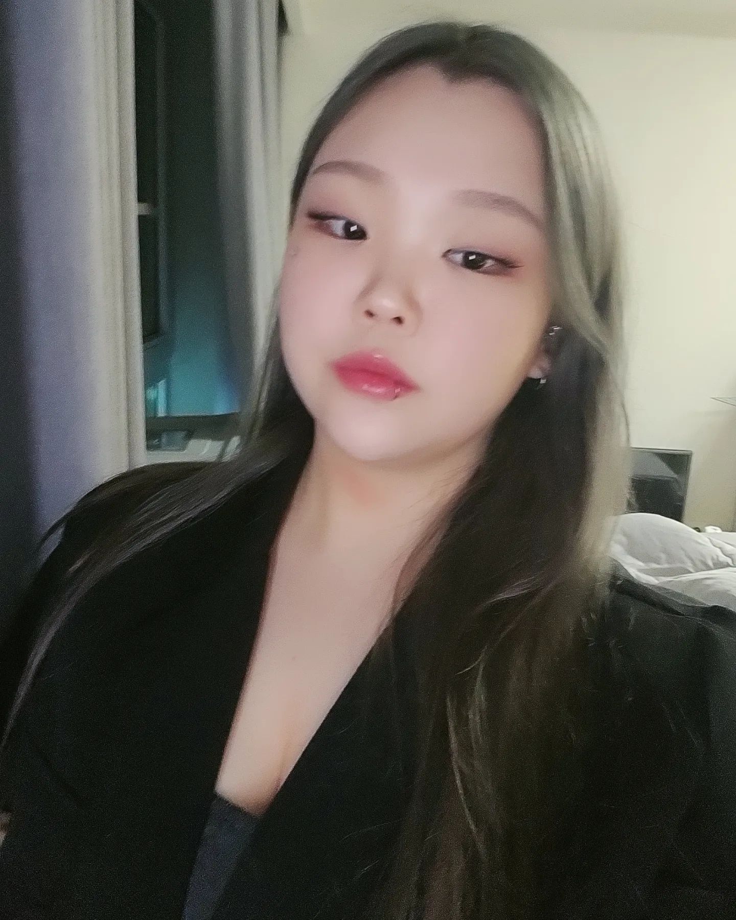 ❤🩷🧡💛💚💙🩵💜🤎🖤🩶🤍아이폰은 안보이는 하트
