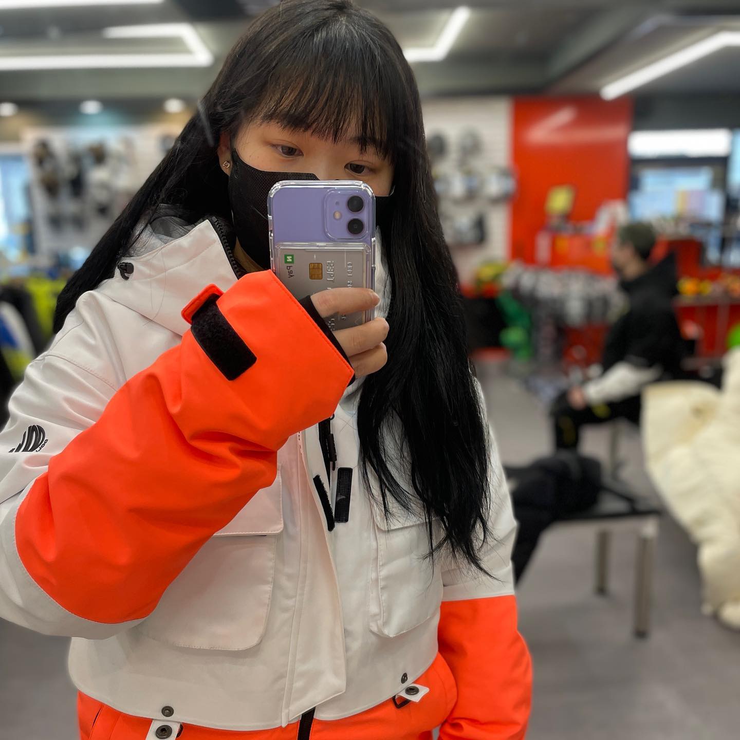 📍비발디파크

난생처음 스키탔는데 너무 재밌었다!
무서워서 안 탔는데 왜 안 탔는지 후회했을정도!! 

스키에이트 짱 재밌었다!!!
다음에도 스키에이트 타야징🥹

#비발디파크 #비발디파크스키장 #일상