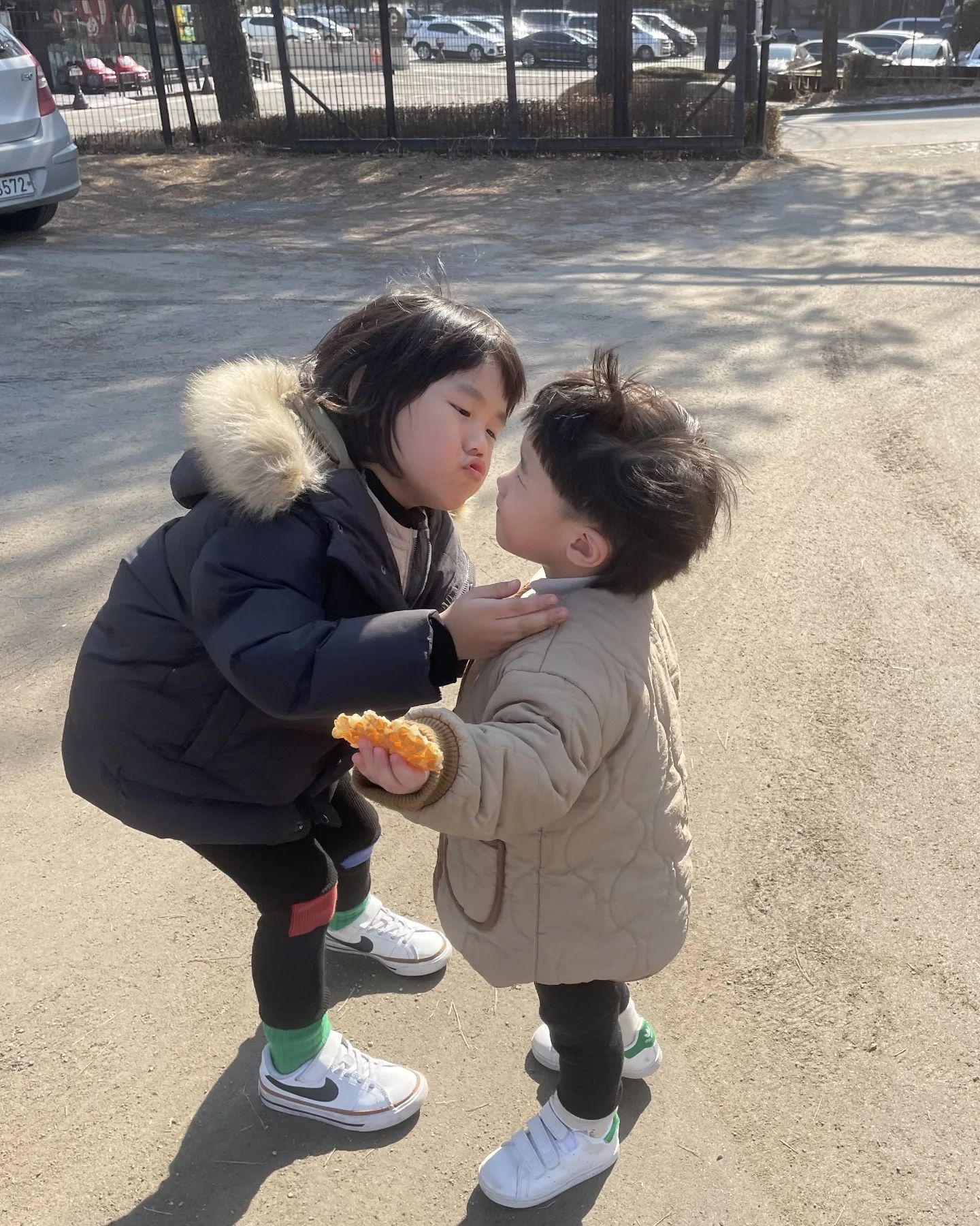 이제는 덜 싸우는 우리아가덜 많이컸다 형제같음😍
