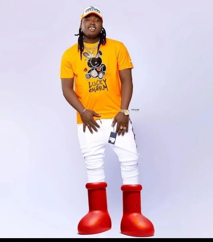 #update #look ou reflex_animateur_madada 
#swagger #swagg