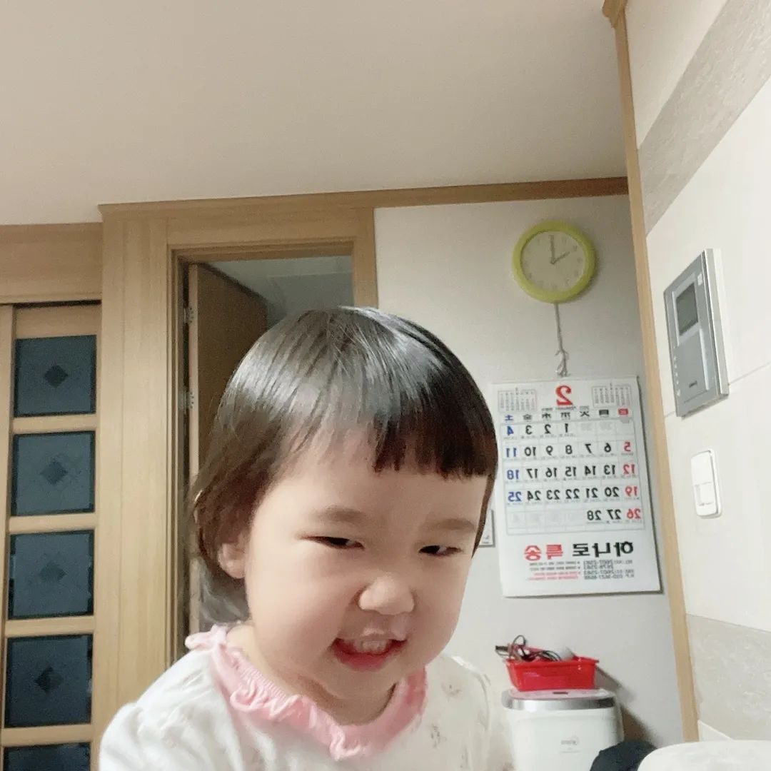너의짱구력은 

가면갈수록

x100000

🧡🧡🧡🧡🧡

#짱구력 
#상승중 
#27개월아기 
#탱탱볼그녀