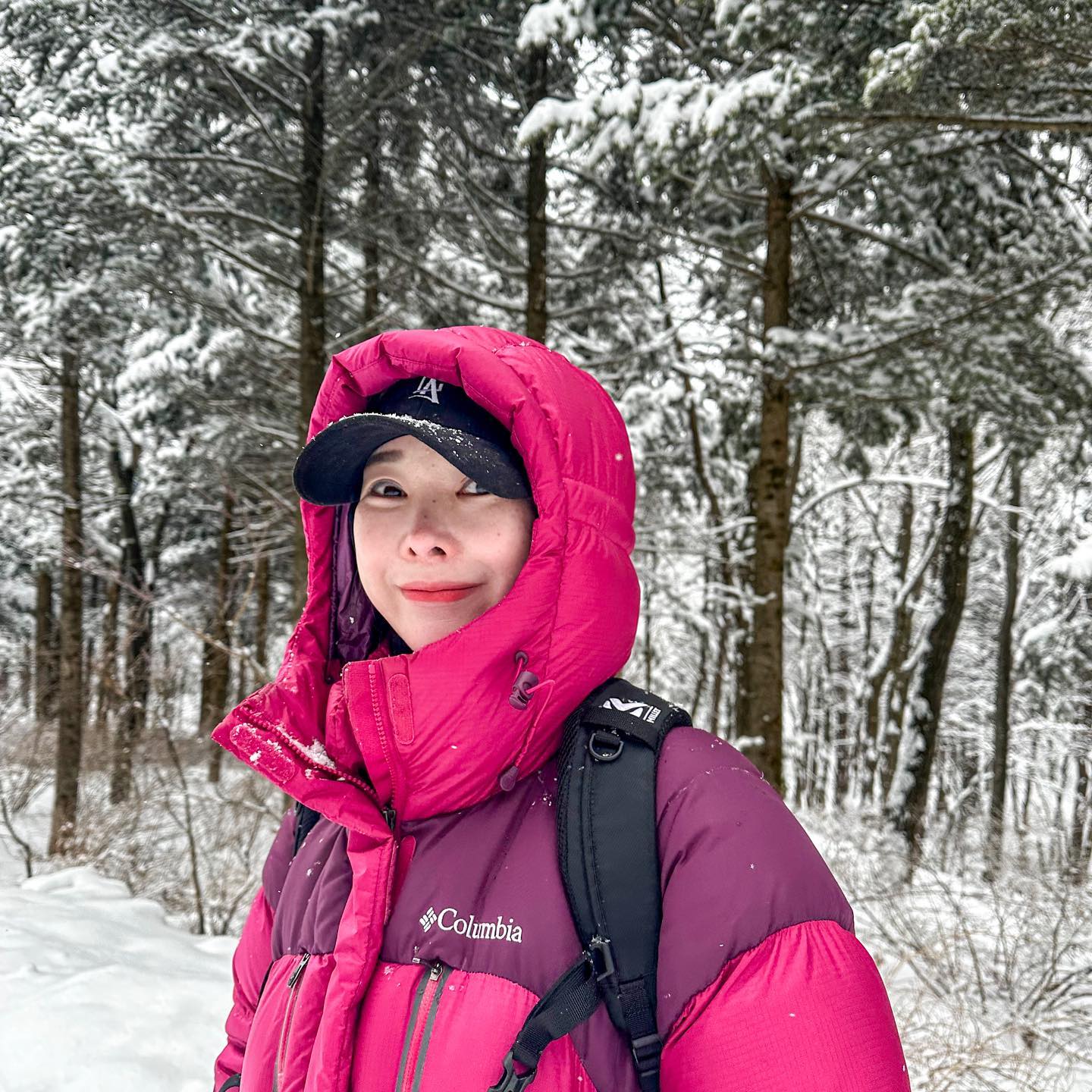 강원도 눈소식 듣고 달려간 #선자령
사실 오늘 계방산 가려고 달려갔는데 등산로 통제🥵,,
주변에 대타로 갈곳 급하게 찾다가 왔는데
여기는 하얀 눈세상☃️,,💙 힐링하고 돌아가여🤍
#등산 #등산스타그램 #설산