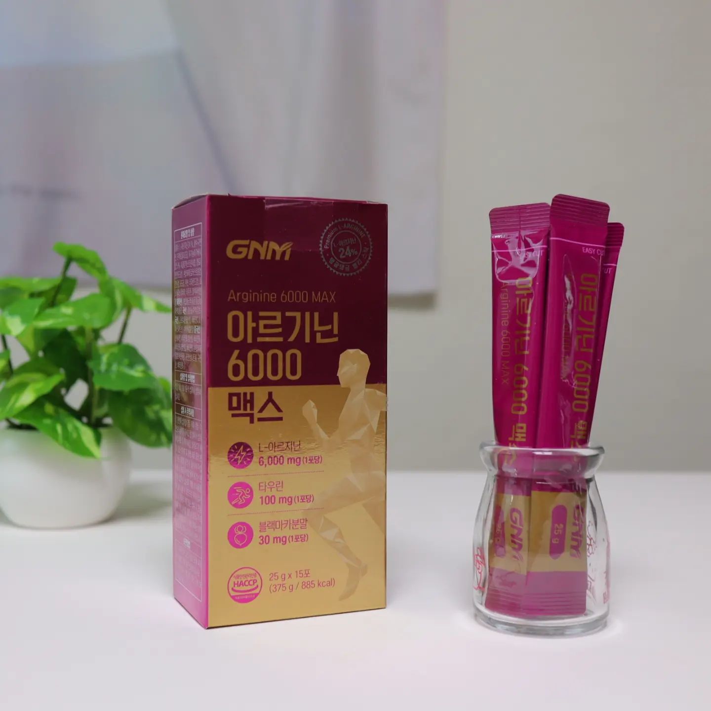 #협찬 #GNM #아르기닌 6000 맥스
매일 헬스장에서 운동하는 남편~
요즘 운동도 힘들다 해서 #L아르기닌 1일 1포 챙겨 먹고 있어요.
.
초고함량 #L-아르기닌 6000mg(자사 동일 원료 함유 제품 대비)
아미노산의 일종인 타우린이 1포당 100mg 함유하고 있고, 아르기닌과 함께 섭취하면 좋은 6가지 시너지 원료와 함께 배합!
거기다 비타민과 미네랄 6종까지~👍🏻
.
남편은 탱글탱글 상큼한 포도맛 젤리스틱이라 맛있게 먹고~ 하루가 가뿐하다며 좋아해요.🤗
.
착색료 같은 불필요한 3가지 성분은 無첨가! 좋쿠나~🥰
.
➡️사진 속 제품이 궁금하다면 gnmlife
 클릭 후 프로필 하단 상품링크 확인하세요~💕
.
#아르지닌 #엘아르기닌 #아르기닌젤리 #아르기닌추천 #GNM자연의품격
