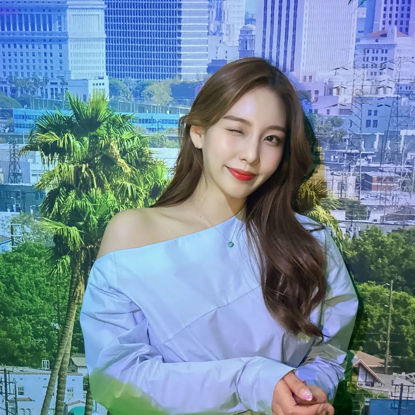 포토존 찾아 삼만리 - ♡
윤비가 찾아준 베스트 포토존🥰
.
.
.
.
.
#디어파티 #디어발렌타인 #디어프로젝트 #인디고파티룸
