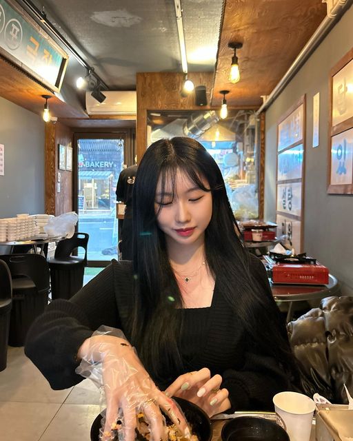 𝑬𝒔𝒕𝒉𝒆𝒓 𝑷𝒂𝒓𝒌 on Instagram: "#광고 곱창처돌이 마포에서 인생 곱창 만난 날 🐷 저는 순대곱창 + 알곱창 먹었는데 마포에서는 꿀때기곱창이에용 지짜 넘 마시써여🫶🏻 직접