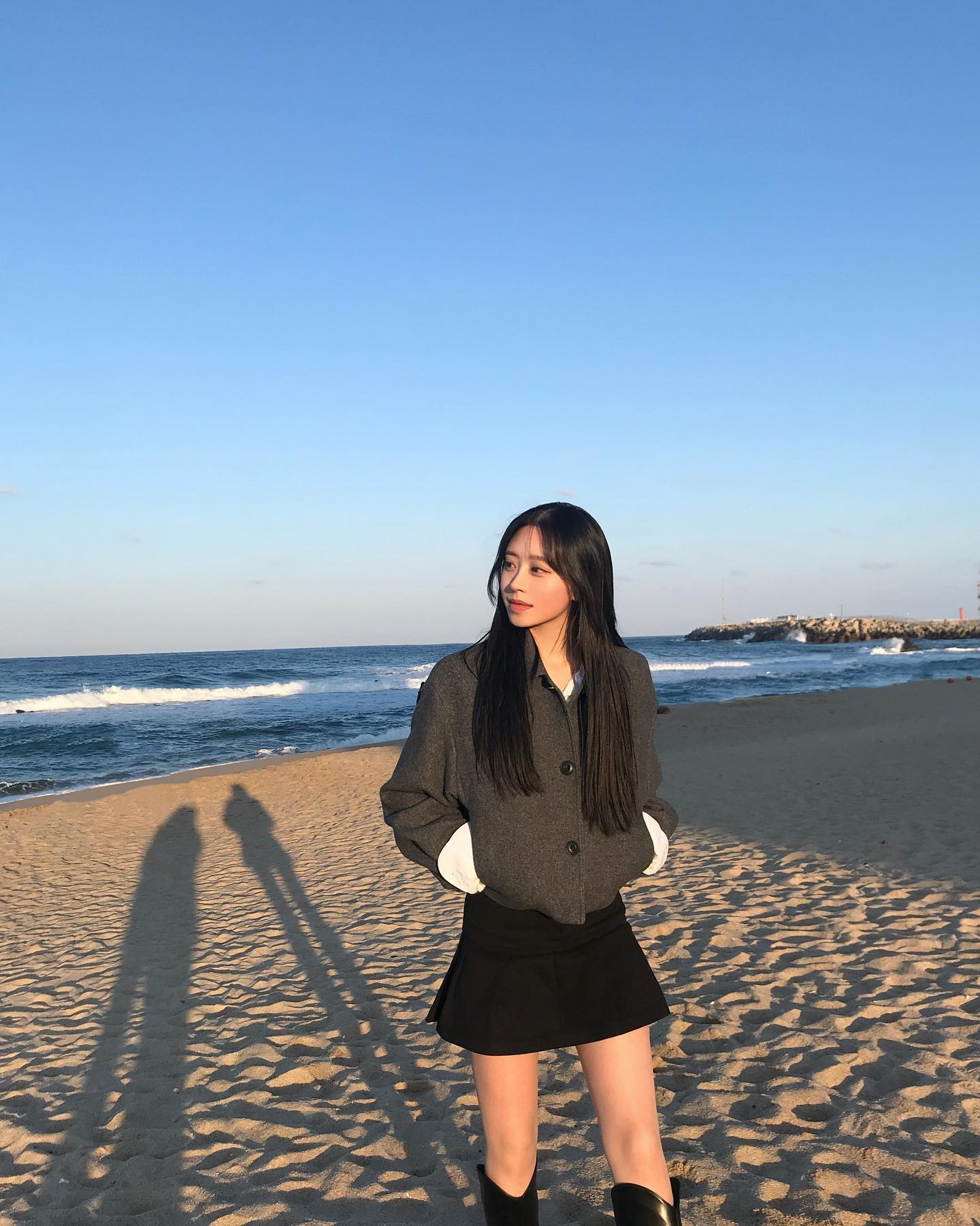 예쁘고만
_
#바다 #강릉 #안목해변 #selfie #우정여행
