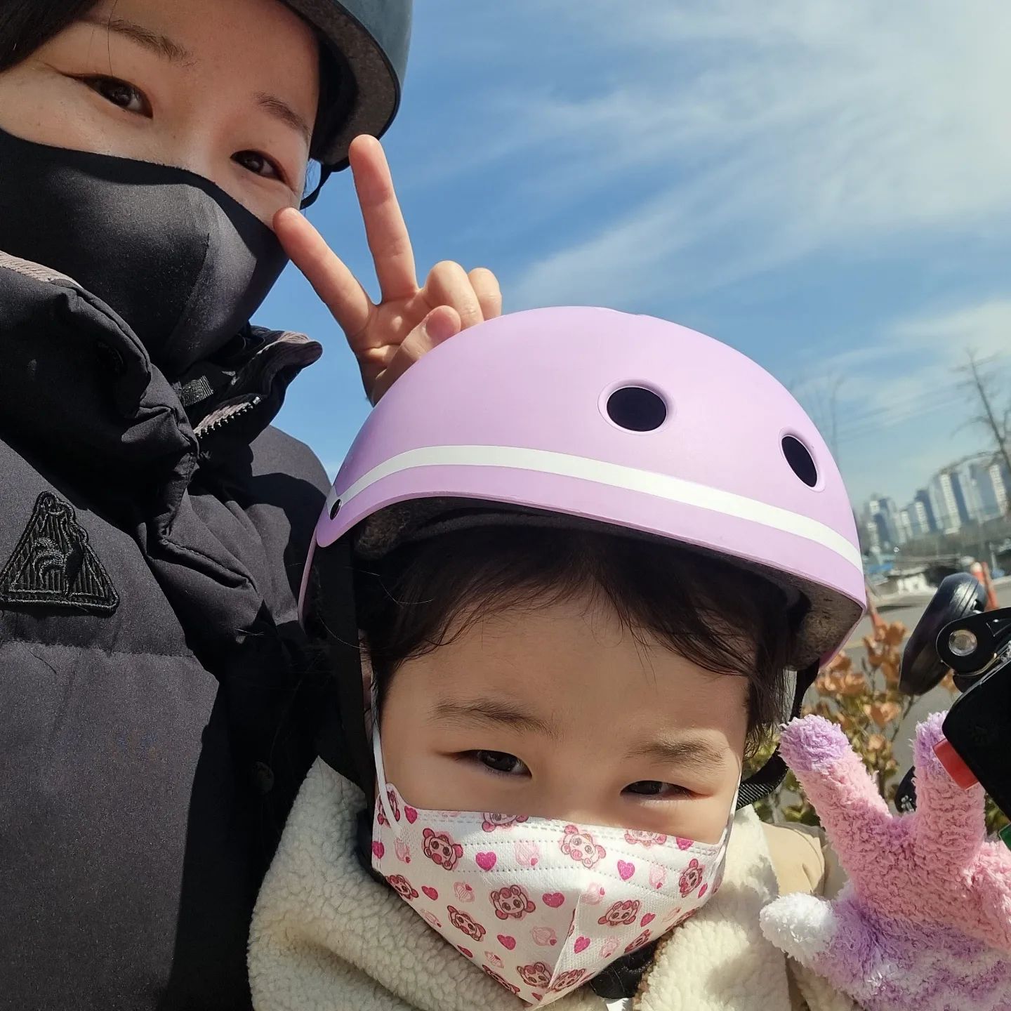 어린이집 내부공사로
송이랑 오랜만 데이투♡
첫스타트로 송현아까지 드라이브☺️
앞으로 3월2일까지 알차게보내장🩷
#6살송이언니#엄마달려#모토벨로#데이트
