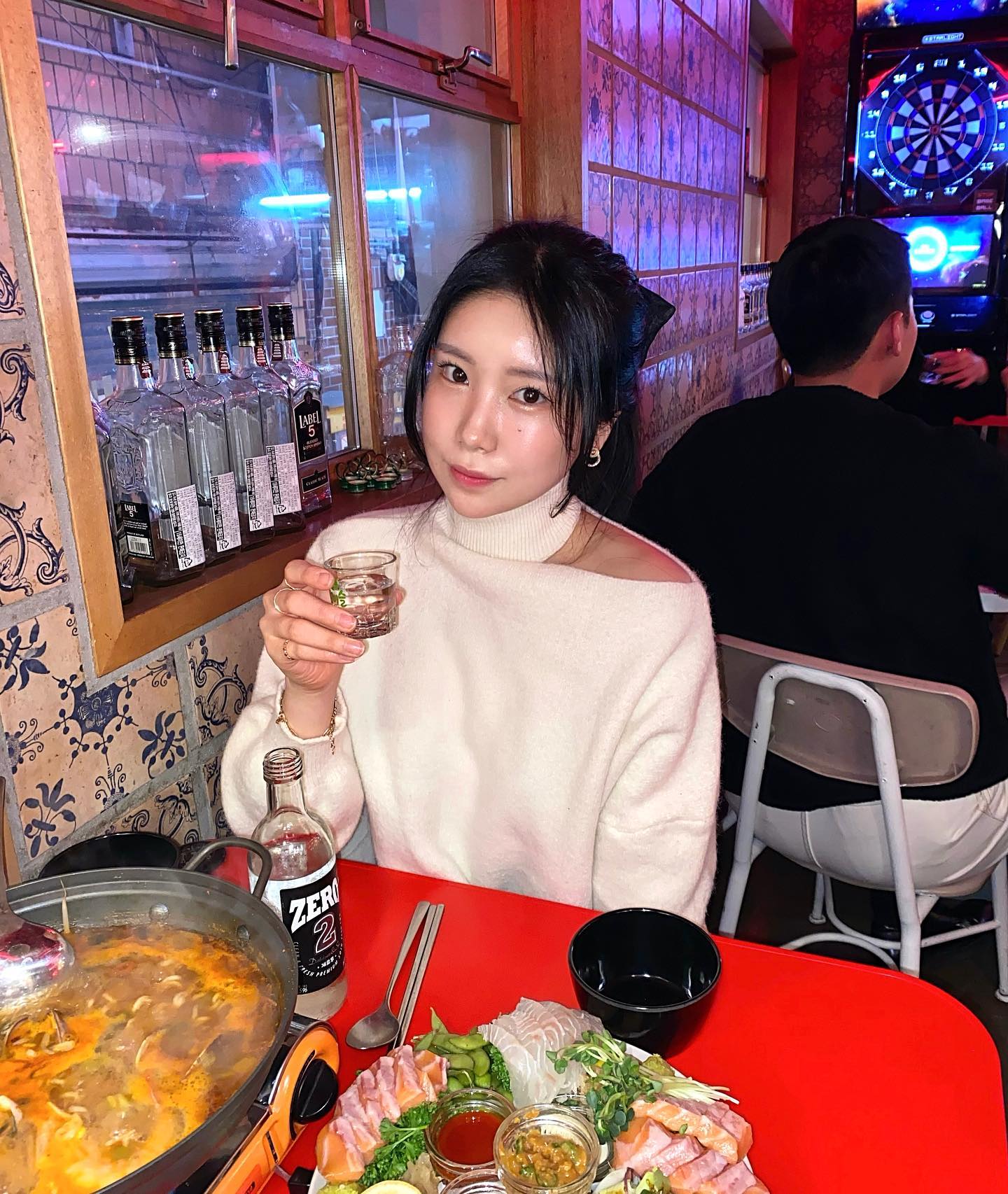 회 너무 너무 사랑회.. 🫶🏻
대구에서 지금 가장 힙한 횟집 #씨유어게인
맛있는 해산물 잔뜩 먹을 수 있는데 분위기 좋고 가깝다면..? 
단골 각•••!❤️ 부산 안가두 된다구 >___<