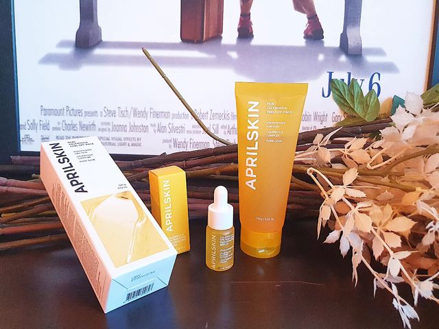 송현서 on Instagram: "#광고#@aprilskin_korea#에이프릴스킨#카렌둘라필오프팩#필오프팩#블랙헤드#홈케어#피부관리#모공팩#모공관리#각질피지#홈케어추천#스킨케어#스킨케어추천#블랙헤드제거#피