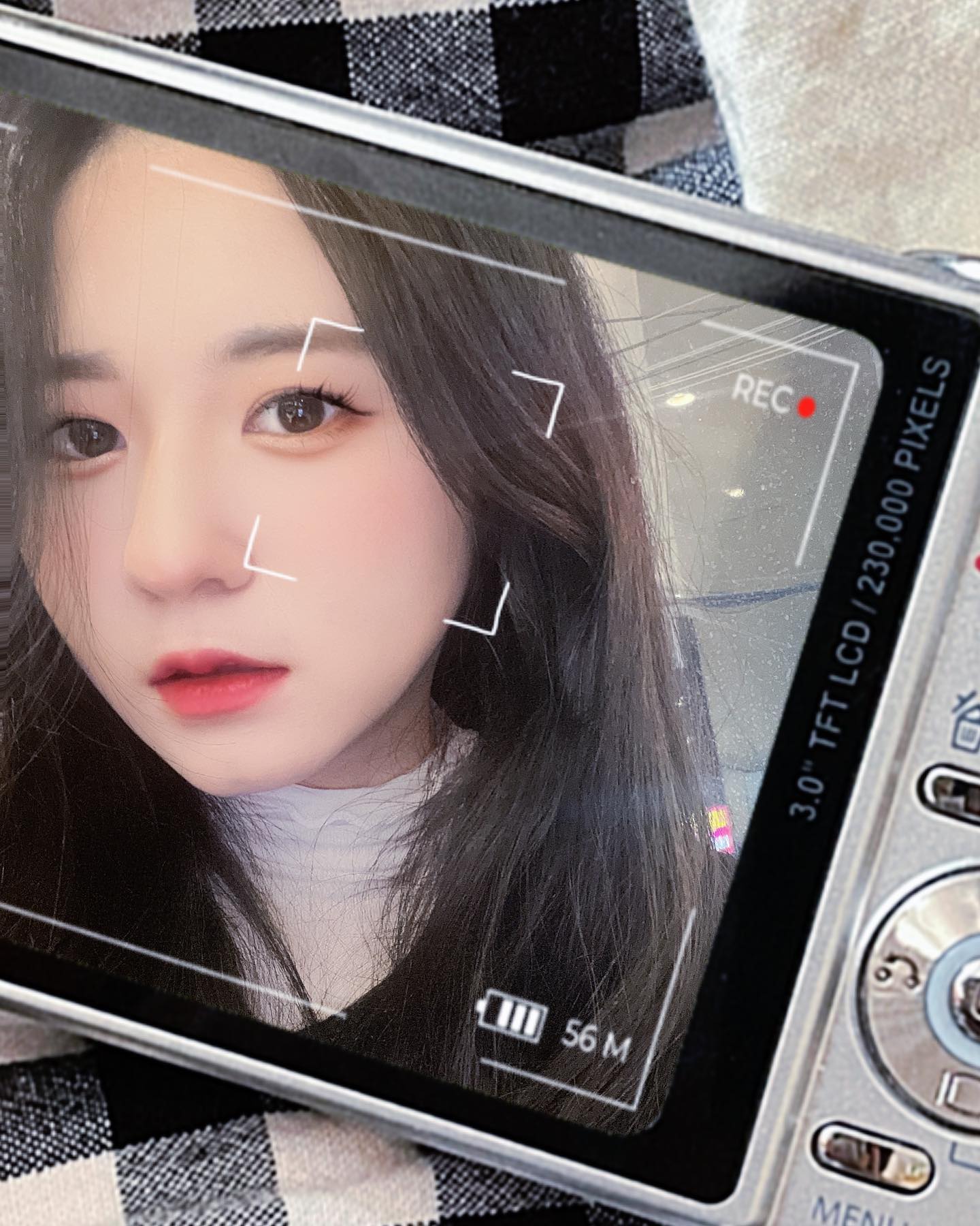 마지막 주말… 
왜 주말은 이틀 밖에 없을까…ㅠㅠ
인친님들 주말 어떻게 보내셨나용??