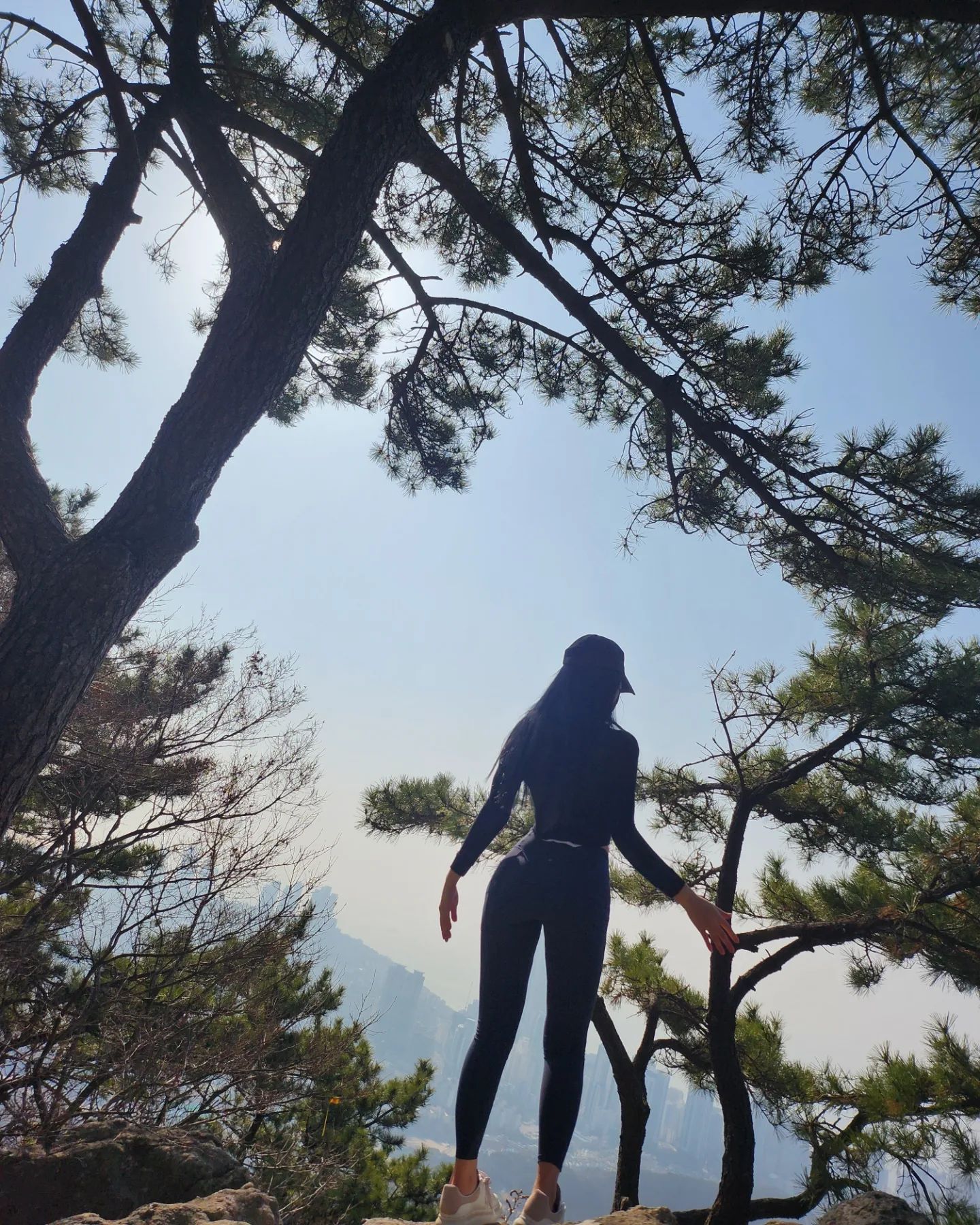 눈뜨자마자 #등산 
날씨까지 완벽했다 ..⛰️💚

#주말등산 #등산 #운동하는여자