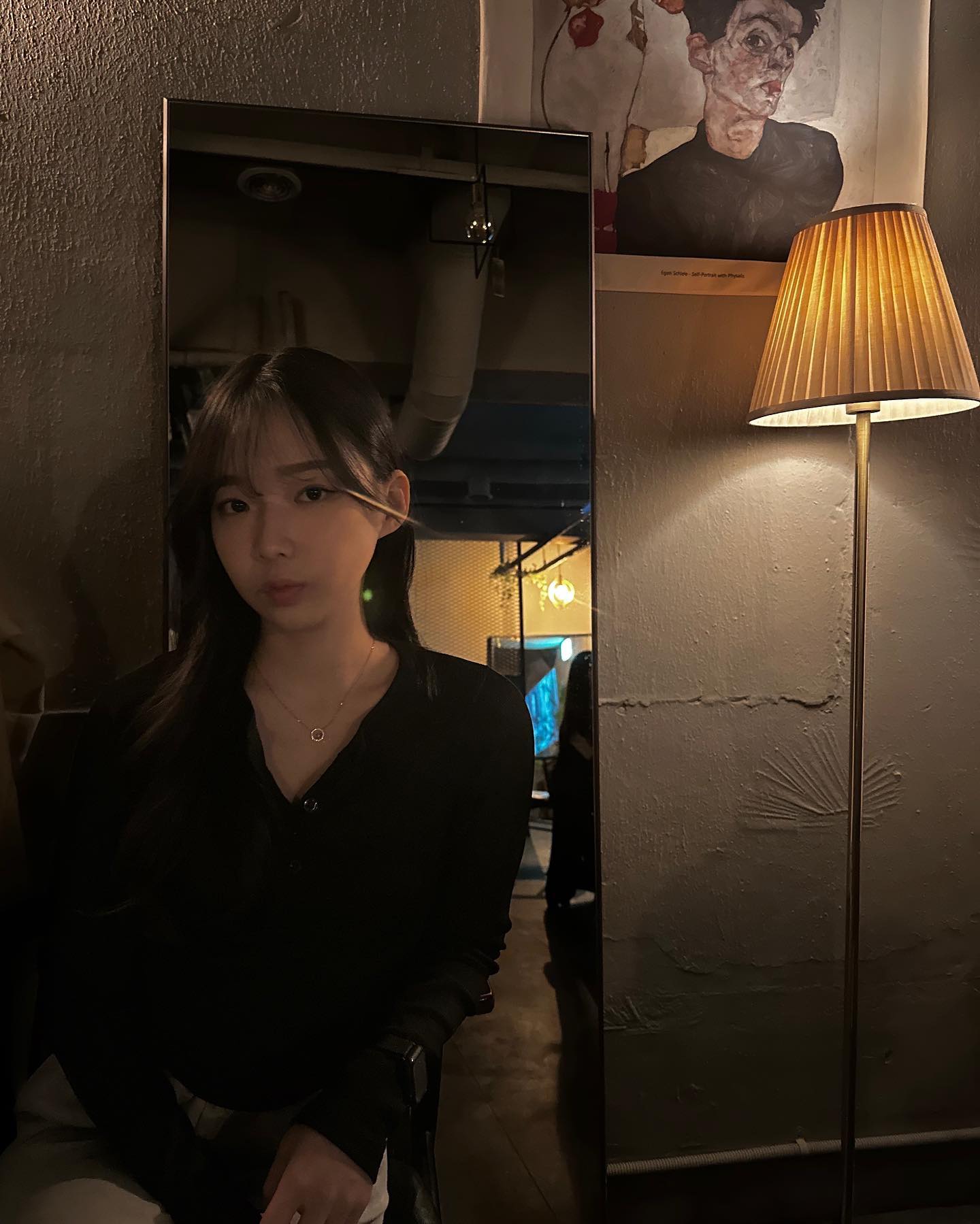 사람을 화나게 하는 방법은 2가지가 있는데 
그 중에 하나는 말을 하다 마는 것이고 …더보기