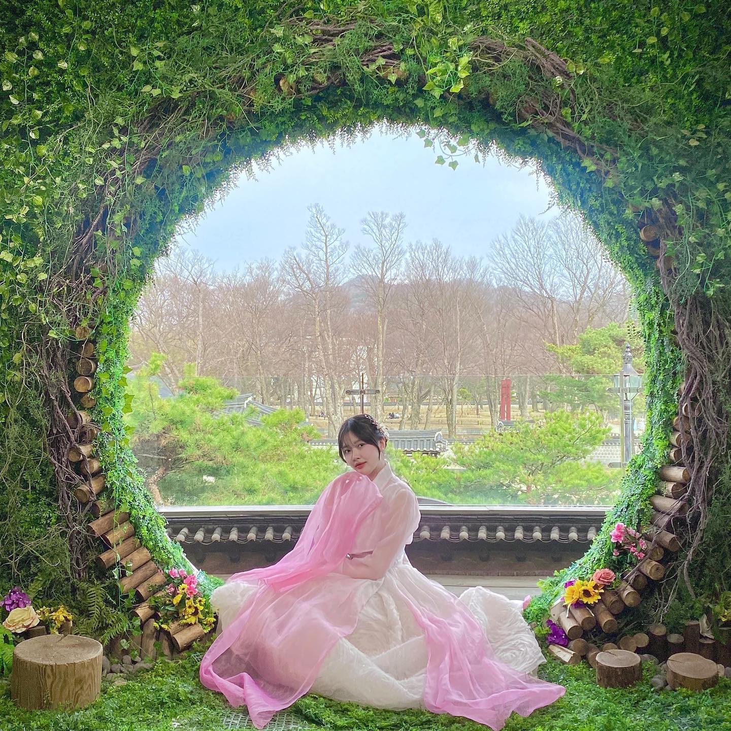 🧚🏻‍♀️