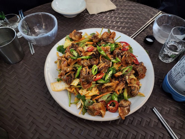 압구정로데오역 맛집 '백곰막걸리' 막걸리부터 전통주, 지역 소주까지 주종이 다양한 술집 (+안주 맛있음)