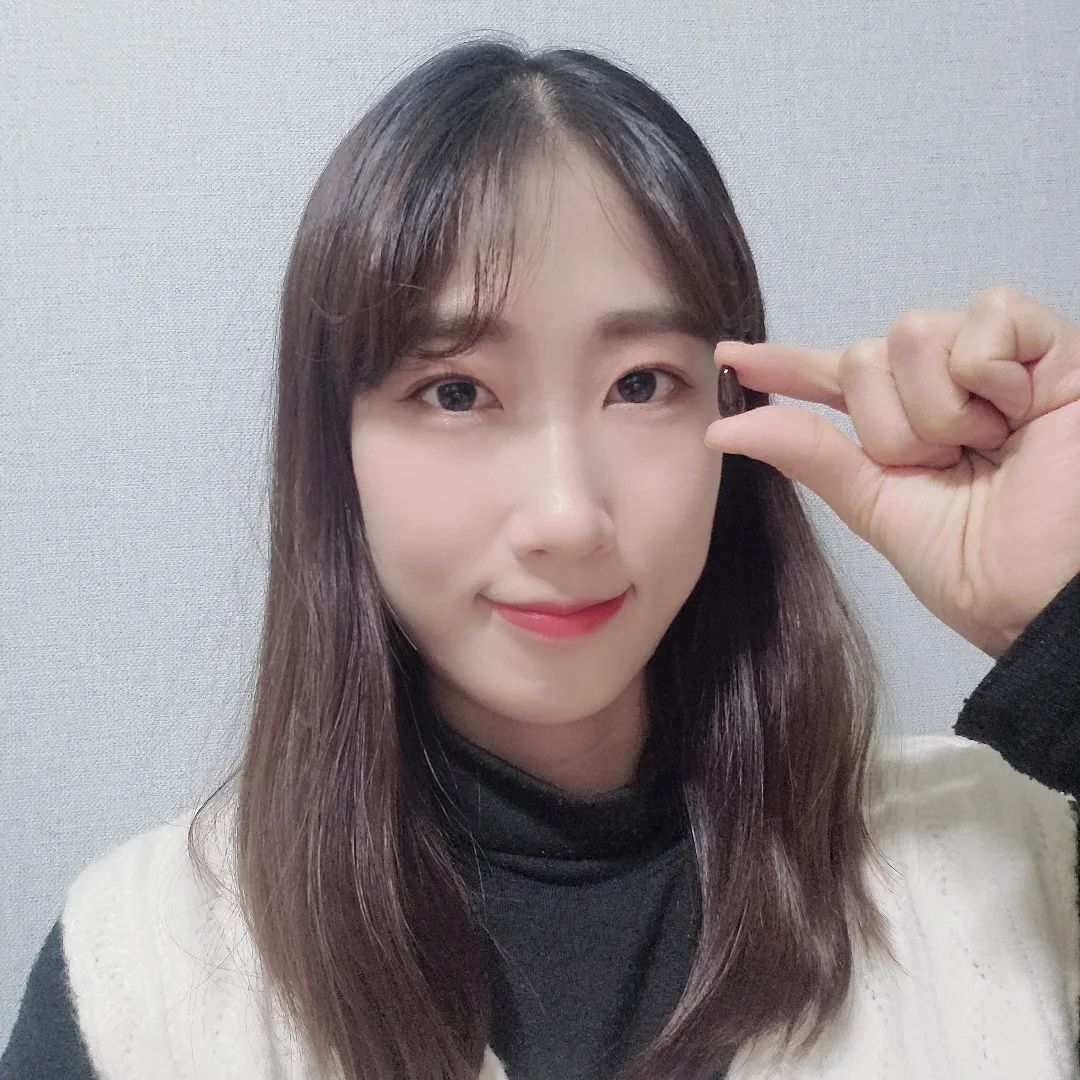 여러분 아~~~~
하세요!!ㅋㅋㅋㅋㅋㅋ

맛있는거에요
알아맞춰보세요😆

오늘 너무 춥네요
얼른 들어가세요
.
.
.
.
.
#맛있는걸 #건강스타그램 #추운날씨 #유토피안 #몬누누 #선팔환영 #맞팔해용 #건강한습관
