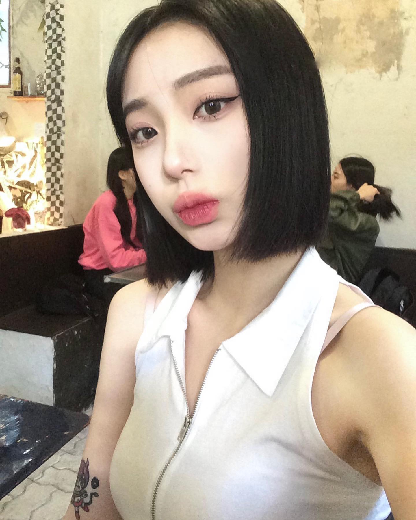 사진이 추가되엇습니다 다들 미안..~🤍