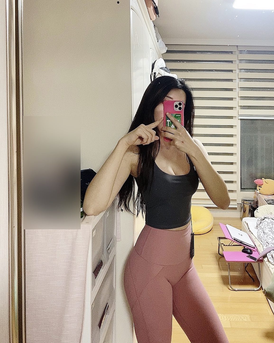 ⠀
⠀
봄맞이 핑꾸레깅스 영입🌸💕
⠀
드디어 바프까지 70일도 안남았다.
애기광배에서 유아광배로 승급했구
다음주부터는 드디어 풀업도 스타또!!!🐰
⠀
바프 D-69