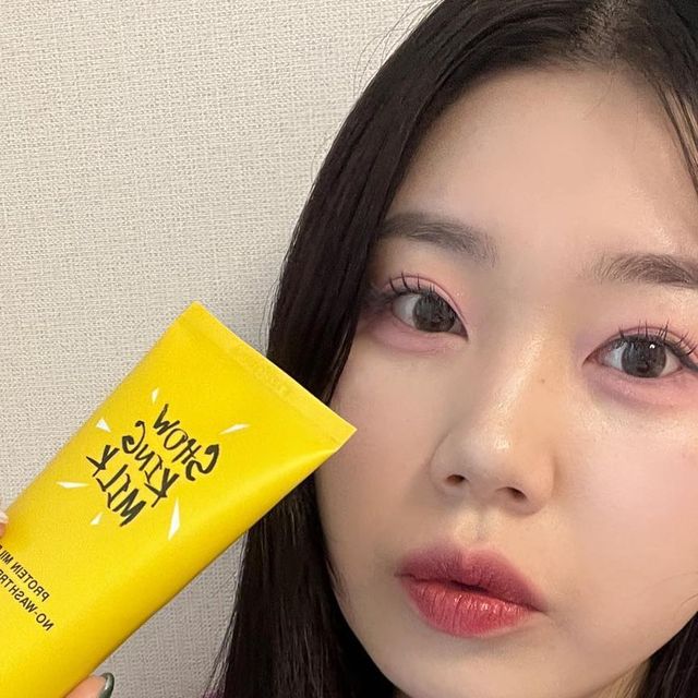 헤무 on Instagram: "#광고 #쇼킹밀크 ✔️ 저는 다른 사람들 보다 출퇴근이 이른 직업을 갖고 있어서 머릿결 관리할 시간과 여유가 없었던 사람이였어요!🥹 그걸 어떻게 아셨는지 쇼킹클