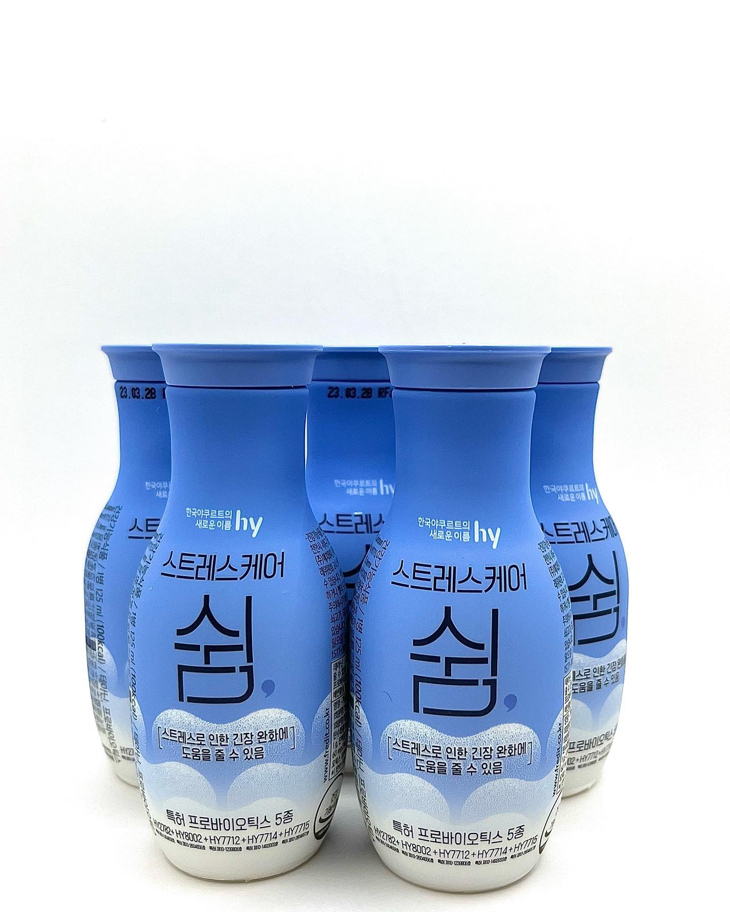 #광고 #협찬 #찐후기

장 과 뇌는 연결되어있다는 사실을 내 몸상태로만 봐도 
알고있었지..^^
모든 사람이 긴장을 하고 스트레스를 받으면 
장트러블이 생기기마련이다
'번아웃증후군''스트레스'를 받아 스스로를 구할려고 마케터님이 직접 만드신거라하여 나도 2주간 섭취해보았는데
루틴에 맞게 마시다보니 아침에,저녁에
후다다닥 급하게 화장실 가는 일도 적어지는게 보였다 😊 
그대들도͡° ͜ʖ ͡° 행복한 화장실 활동을 위해 추천!!!!

• 뇌신경세포사멸억제 도움주는 성분
• 캐모마일&레몬 달콤한 향과맛
• 아주 싱그럽고 감칠맛 고급스러운 야구르트 

#스트레스케어쉼 #한국야쿠르트  #hy #오쉼완 #NO1.프로바이오틱스 #쉼생살기 #쉼생