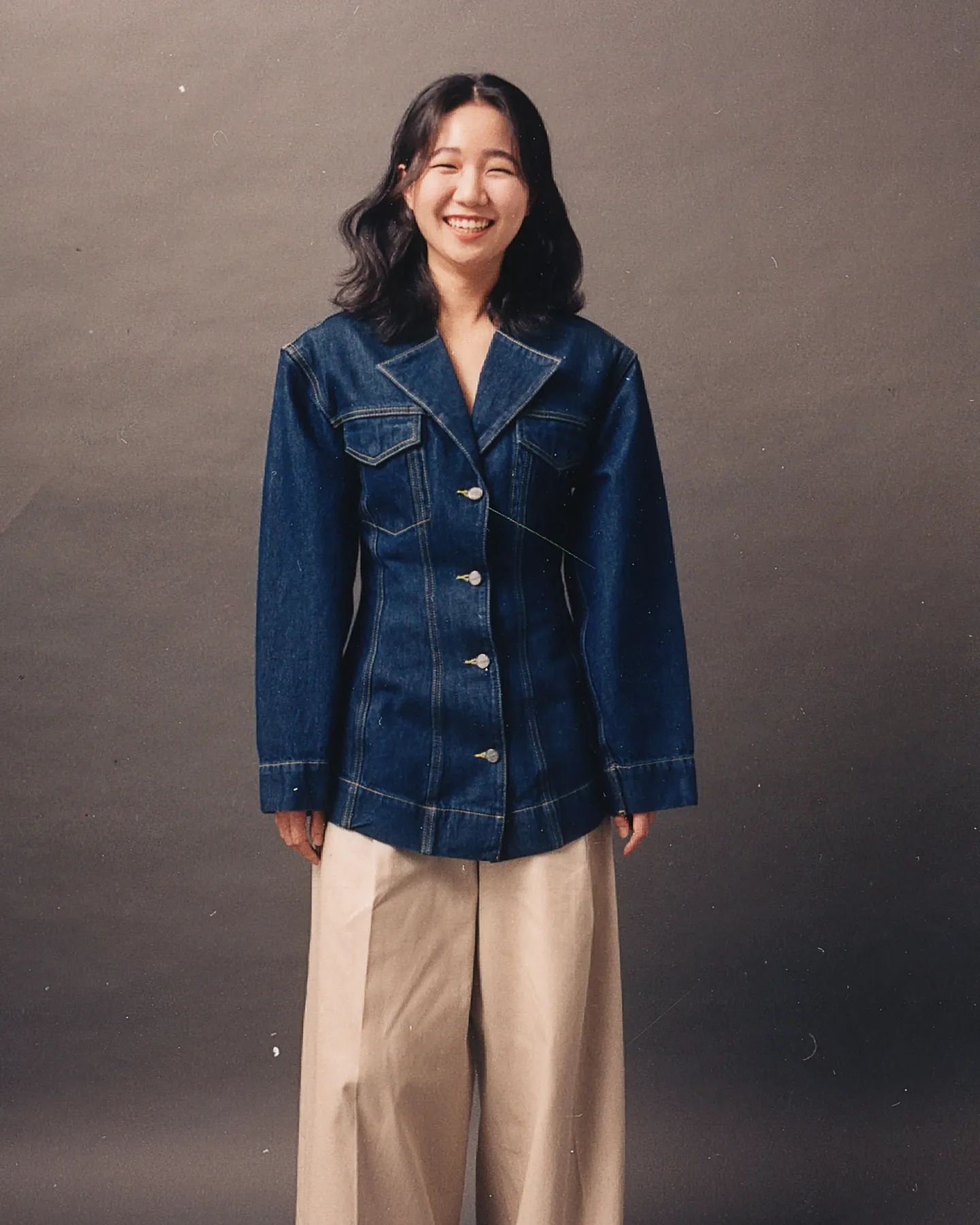 잡지 촬영도 하고 싱기방기
.
.
#잡지촬영 #스튜디오촬영 #메이크업 #개발자인터뷰 #개발자 #인터뷰 #직업인터뷰 #bazaar #interview #programmer #dev #studio #photography