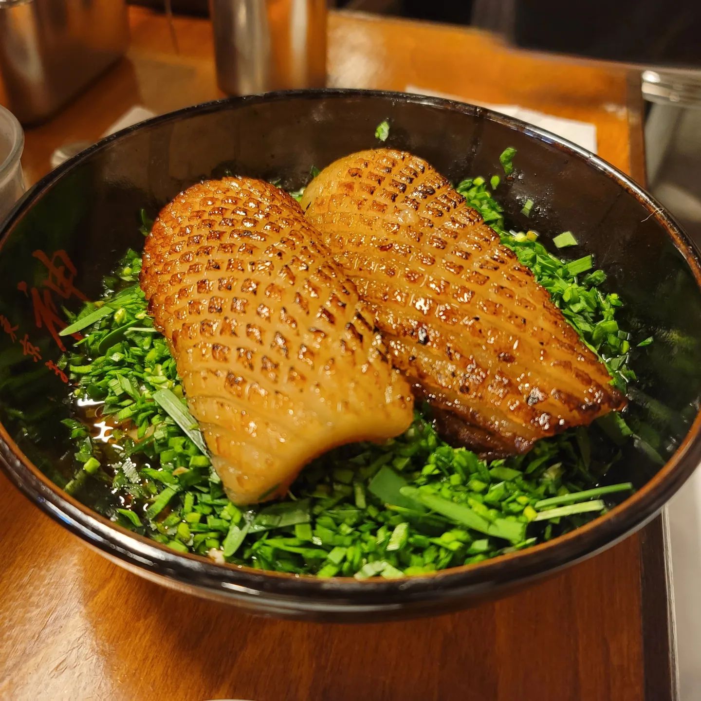 칸다소바의 아부라소바랑 마제소바!

마제소바는 밥이랑 같이 비벼먹으면 딱 좋고
아부라소바는 매콤해서 단품으로 먹으면 딱!

#칸다소바 #마제소바 #아부라소바 #소바 #서울맛집 #혜화맛집 #혜화 #먹방 #먹스타맞팔 #먹스타 #맛스타그램 #맛집 #일상 #데이트 #맞팔 #먹팔