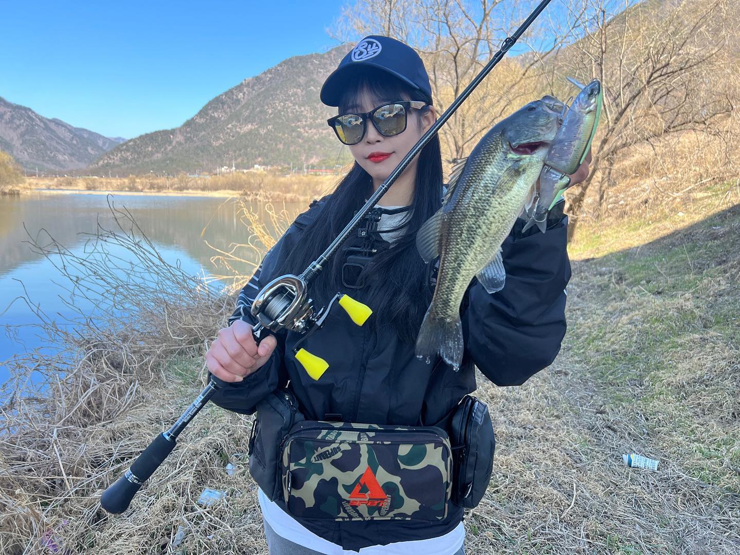 -

#빅베이트 

겸댕이🥹

ROD: #goblinbat 74xh 
REEL: 21ANTARES DC XG
LINE: pe70lb + 카본36lb
LURE: #tinyklash (Lip-in)

#배스 #bassfishing #lure #lurefishing 
#drt #타이니클래쉬 #루어 #배스낚시 #バス #バス釣り