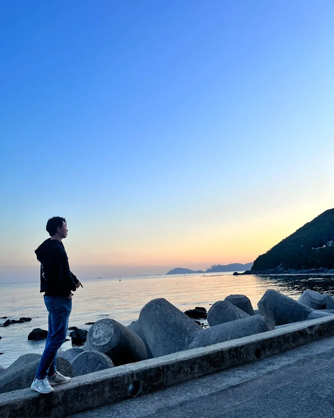 🌊sunset 🌊
.
.
.
.
.
#노란마후라 #sunset #일몰 #바다#청사포