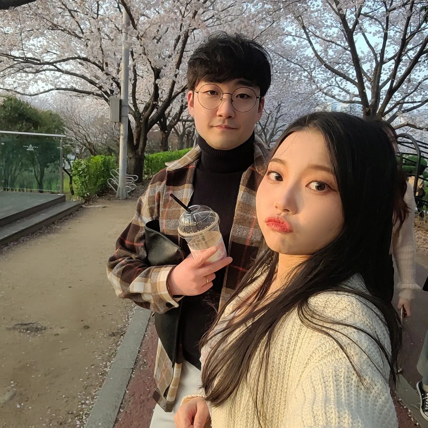🌸🌸
쭌영이랑 꽃놀이🌸

#삼락공원 #벚꽃놀이🌸 #데이트❤