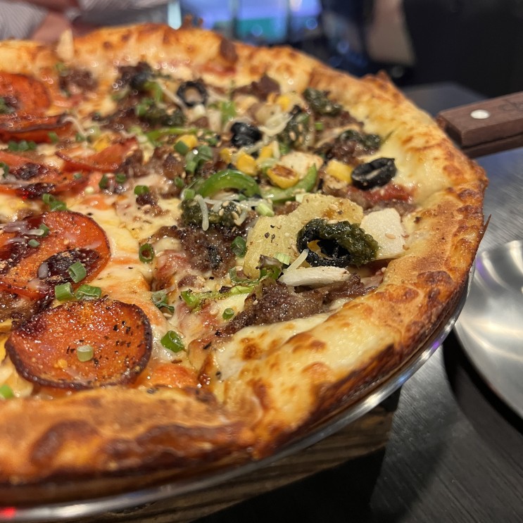 교대역 피자에 미치다 :) 피맥하기 좋은 피자펍 교대역 맛집