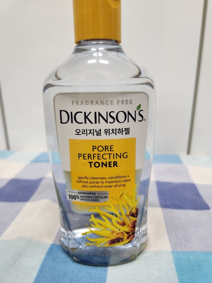 디킨슨 위치하젤 토너로 여드름과 모공 관리하세요