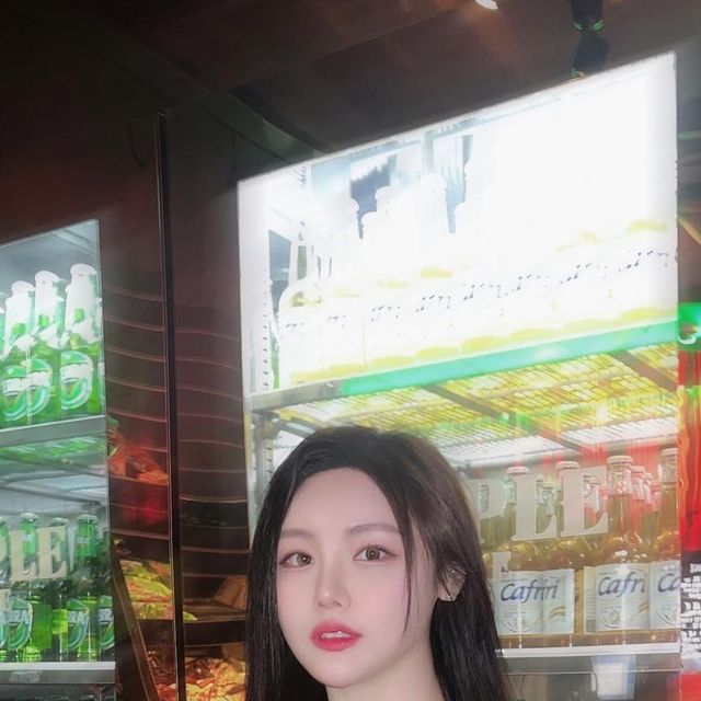 𝐘𝐮𝐣𝐢𝐧 on Instagram: "#협찬 #광고 #강남역

📌강남갈때 약속있거나 뭐하지? 할때 진짜 딱 여기강추💪🏻

친구랑 강남역 #락볼링장 #템플스트라이크 다녀왔어요🎳💃‼️‼️

요즘 볼링장 자주가는데 뭐니뭐니해도
빵빵 음악터지는 락볼링장이 최고🤩🪩🎳
(은근 유산소되서 좋음 🧐)

볼링치다가 음주하고싶으면?
다양하게 즐길수있는 주류들 엄청 다양하고!🍺🍻

🎯다트도 있구 즐길거리 가득-!
볼링내기하고 다트내기하고💰💵
재밌는시간 보낼수있어서 넘 조쿠용💛

✔️영업시간 : 연중무휴 11:00 ~ 24:00
✔️주차가능🚗🙆🏻‍♀️
✔️강남역 10번출구 3분거리"
