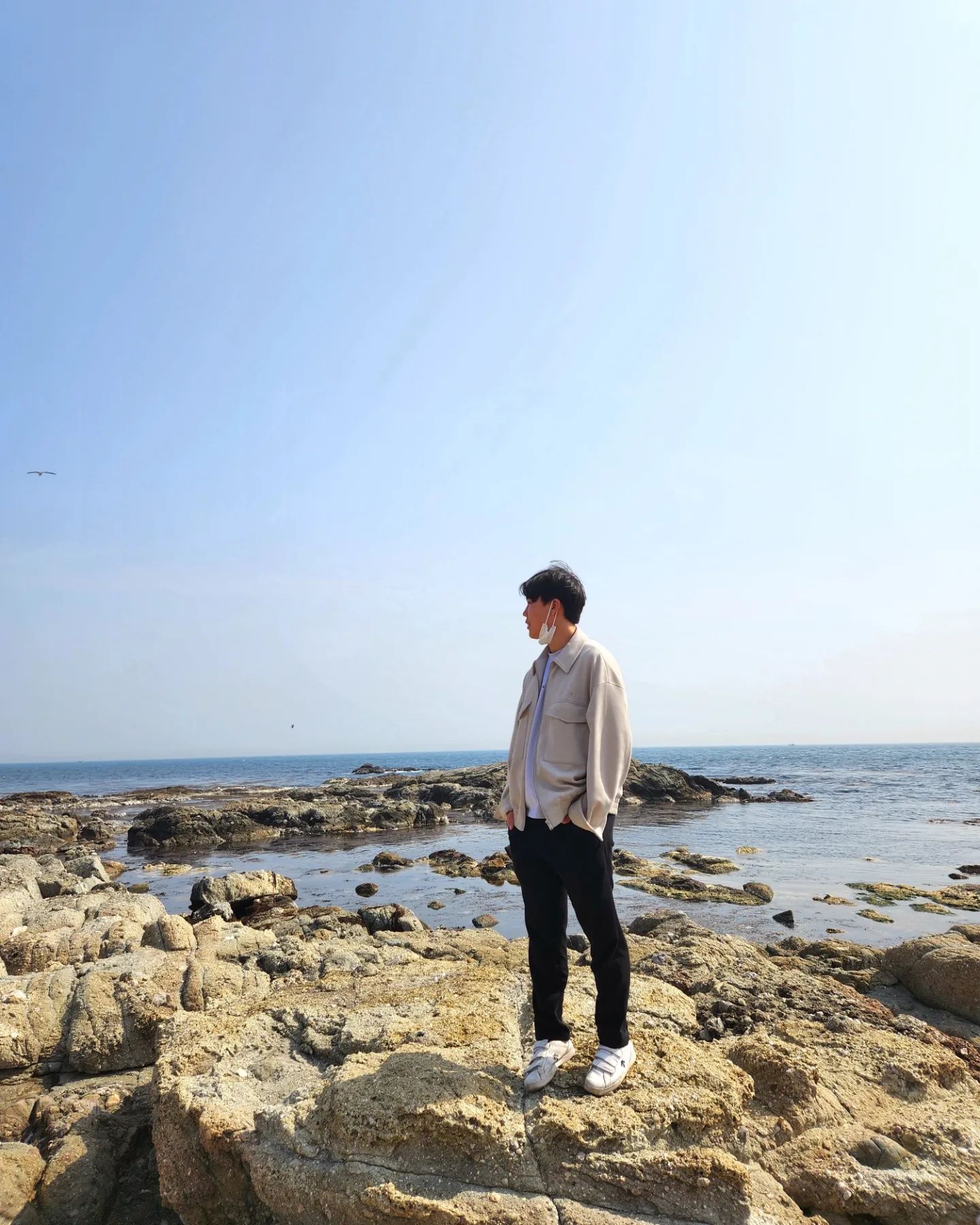 얼마전 포항다녀왔는데 또 바다 가고싶다🏝
보고있나 이주녁

june_hyeok_2 

바람 살랑살랑 기분 좋았는데 또가자 바다~~

#포항 #포항스페이스워크 

스페이스워크 완전 비추...
특히 아이들 데리고는 더 비추 완전 등산입니다 여러분....🥲

#구름바람햇살바람 #살랑살랑