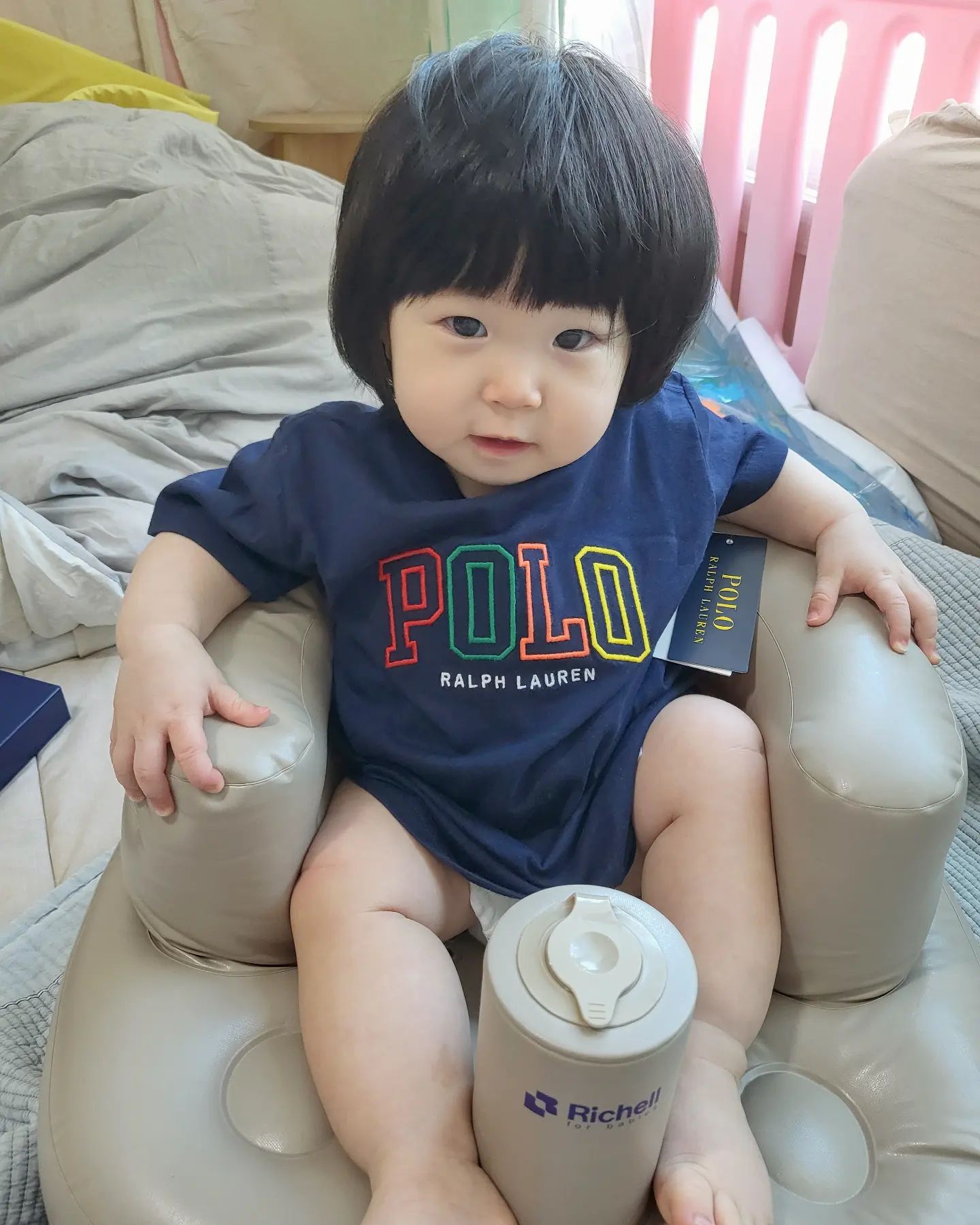 🤍D+327

고모들의 돌 선물 중 하나
이제 막 사회생활 하는데 이렇게 또 챙겨준다👍🏻👍🏻