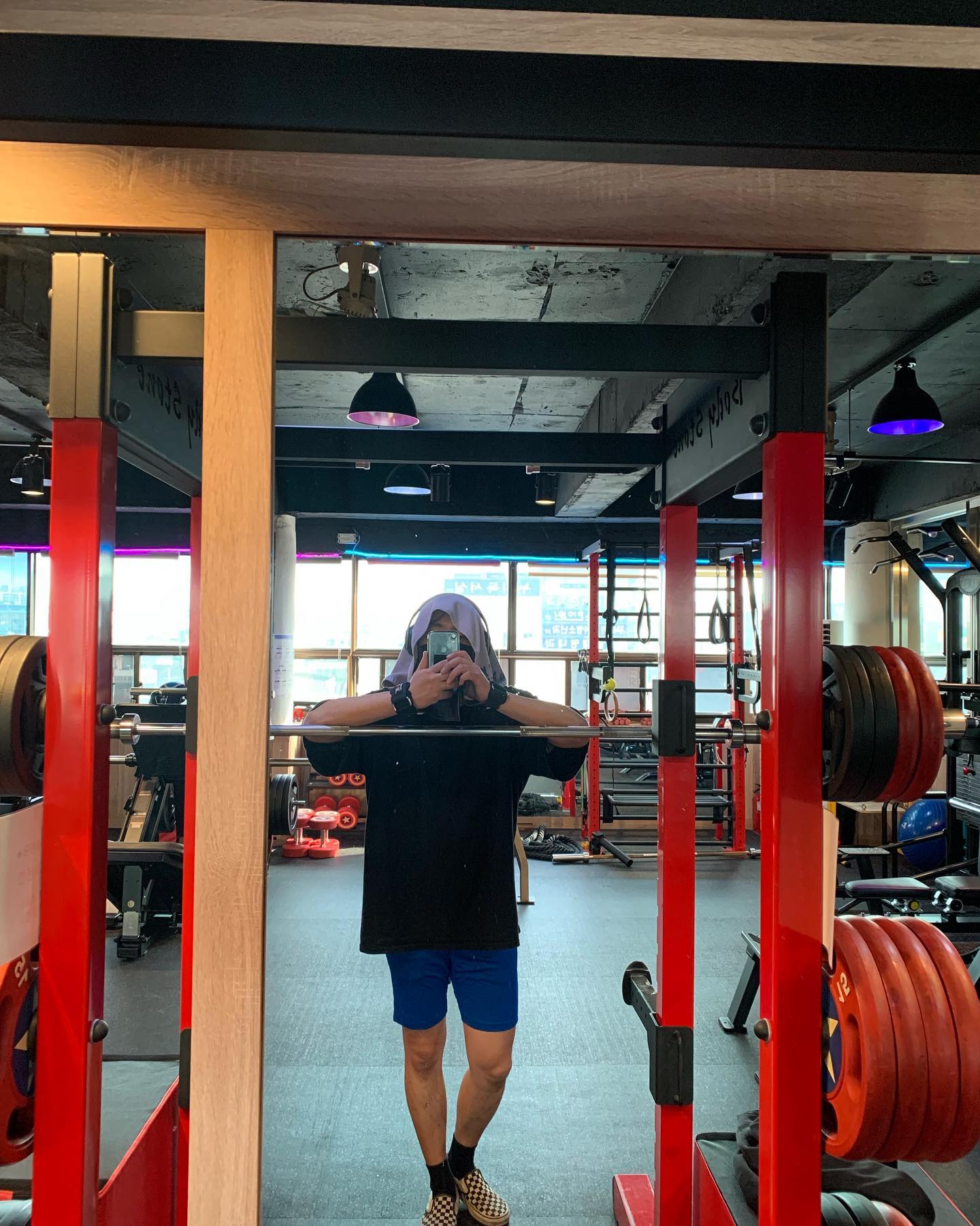 오운완
응 새다리~ 
.
.
.
.
.
#오운완🏋️ #오운완🔥 #하체 #새다리 #더움 #점진적과부하 #정체기