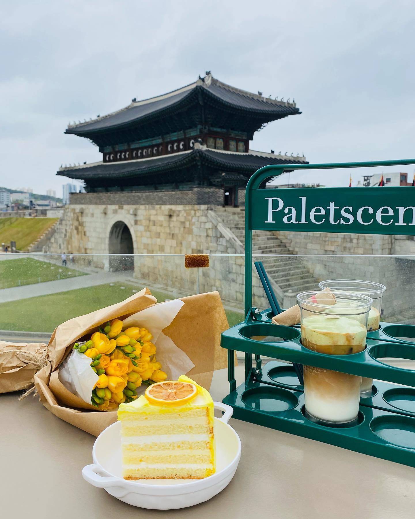💛
뷰 너무 좋고~~~~💚
힐링타임 🥺💚
#팔레센트 #팔레센트카페 #수원카페 #장안문카페